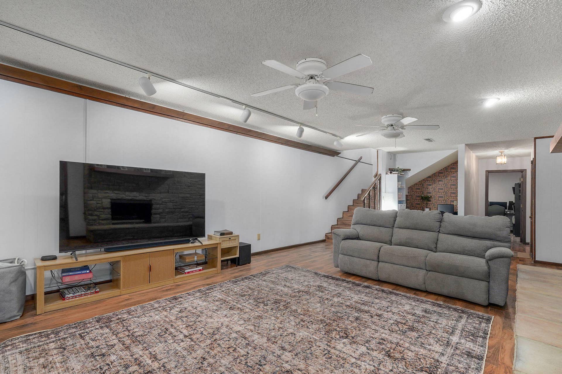3438 E Carol Drive, Springfield, MO 65809 3438 E Carol Dr-15