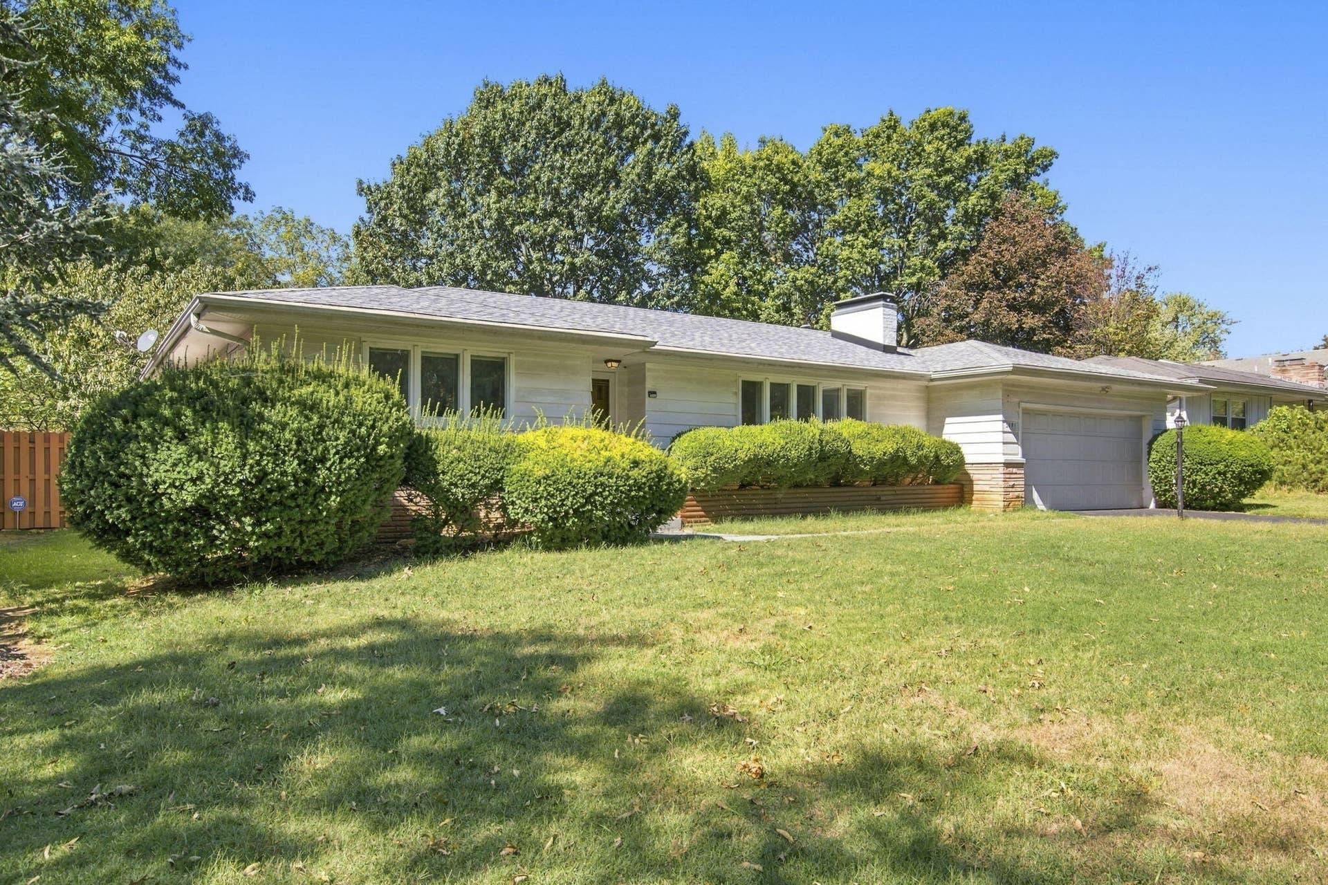 2141 S Luster Avenue, Springfield, MO 65804 3-web-or-mls-_DSC0076