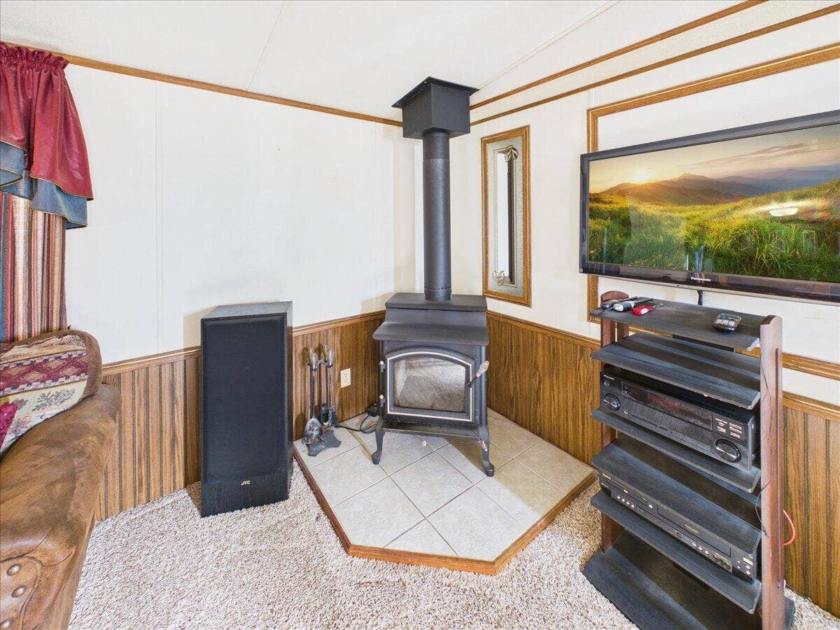 314 Rush Street, Pleasant Hope, MO 65725 15-314Rush-15