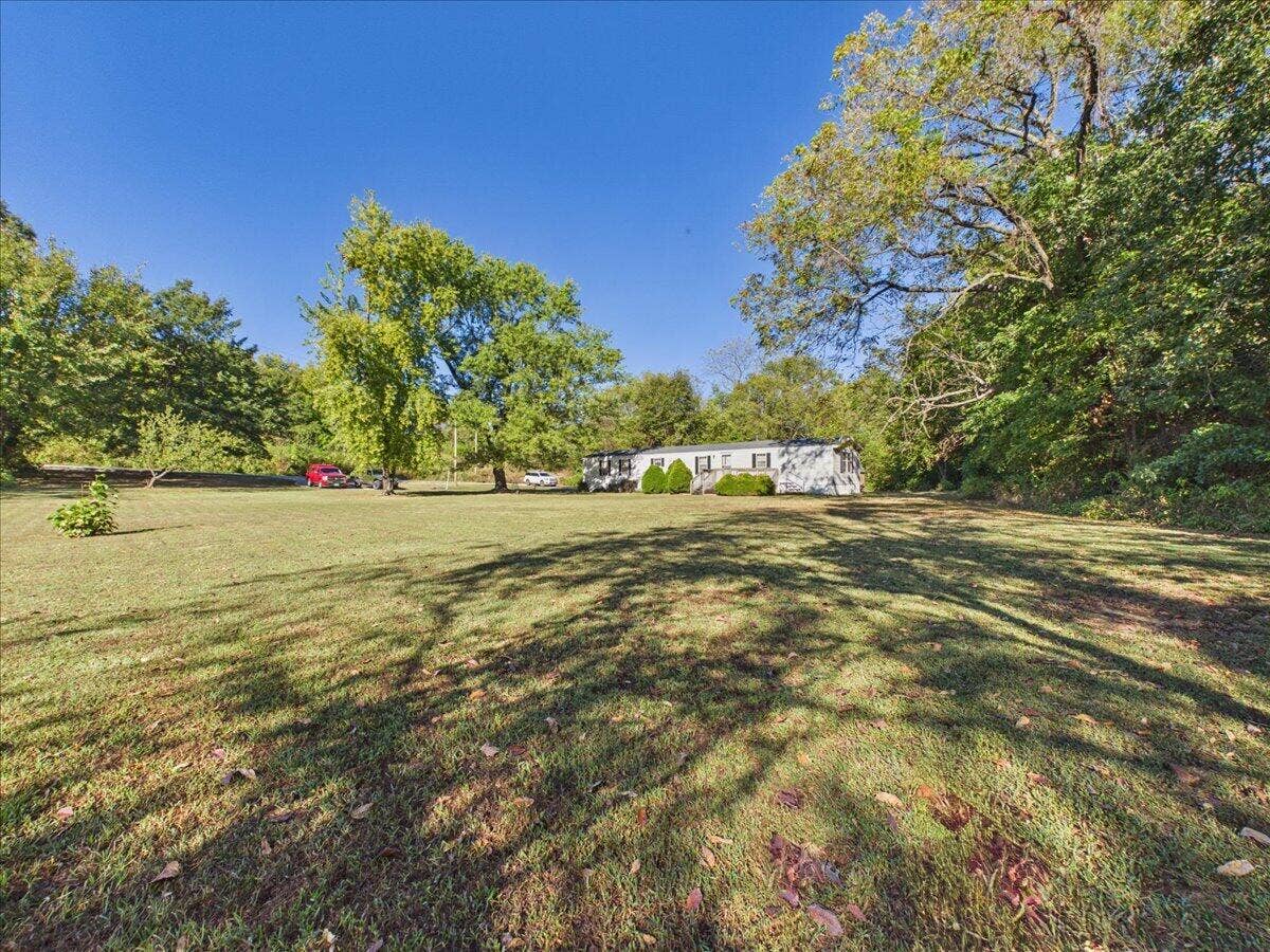 314 Rush Street, Pleasant Hope, MO 65725 04-314Rush-4