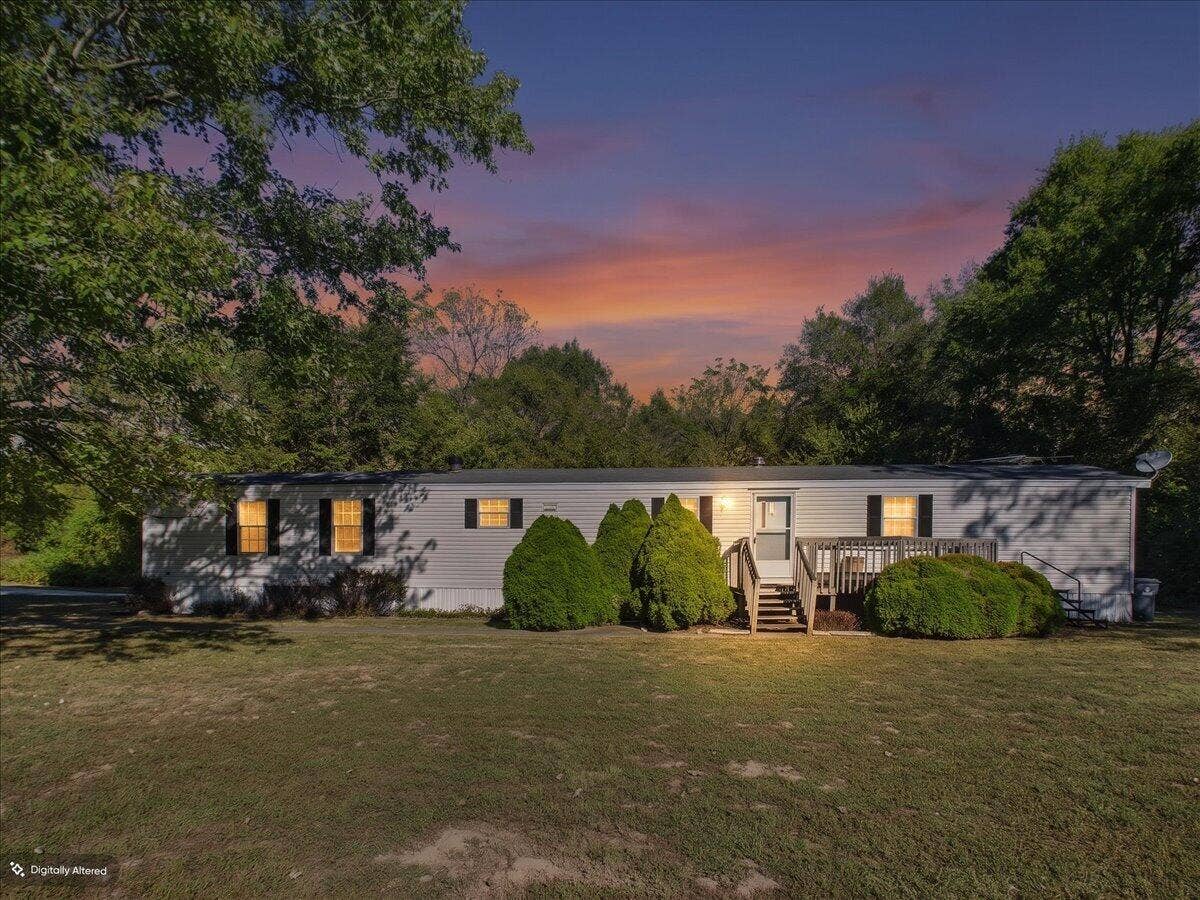 314 Rush Street, Pleasant Hope, MO 65725 01-314Rush-1