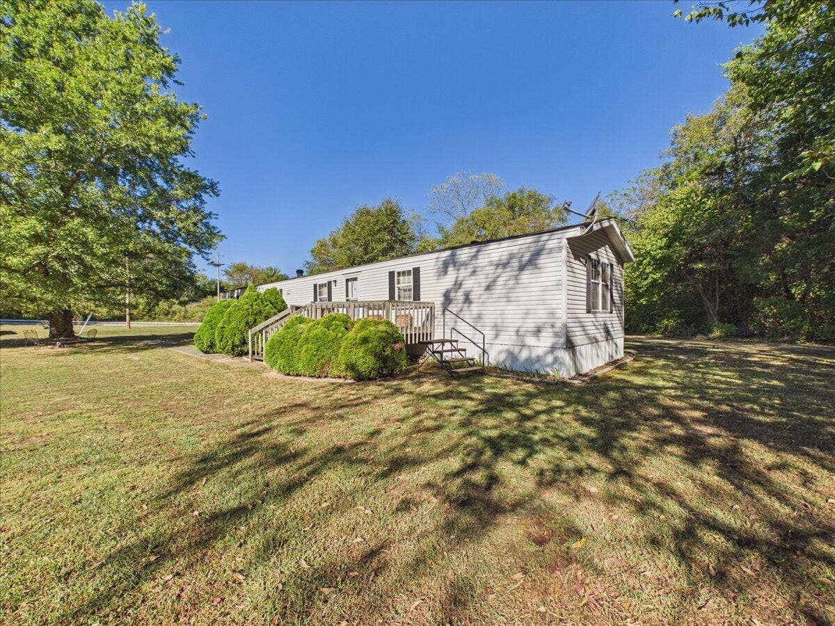 314 Rush Street, Pleasant Hope, MO 65725 05-314Rush-5