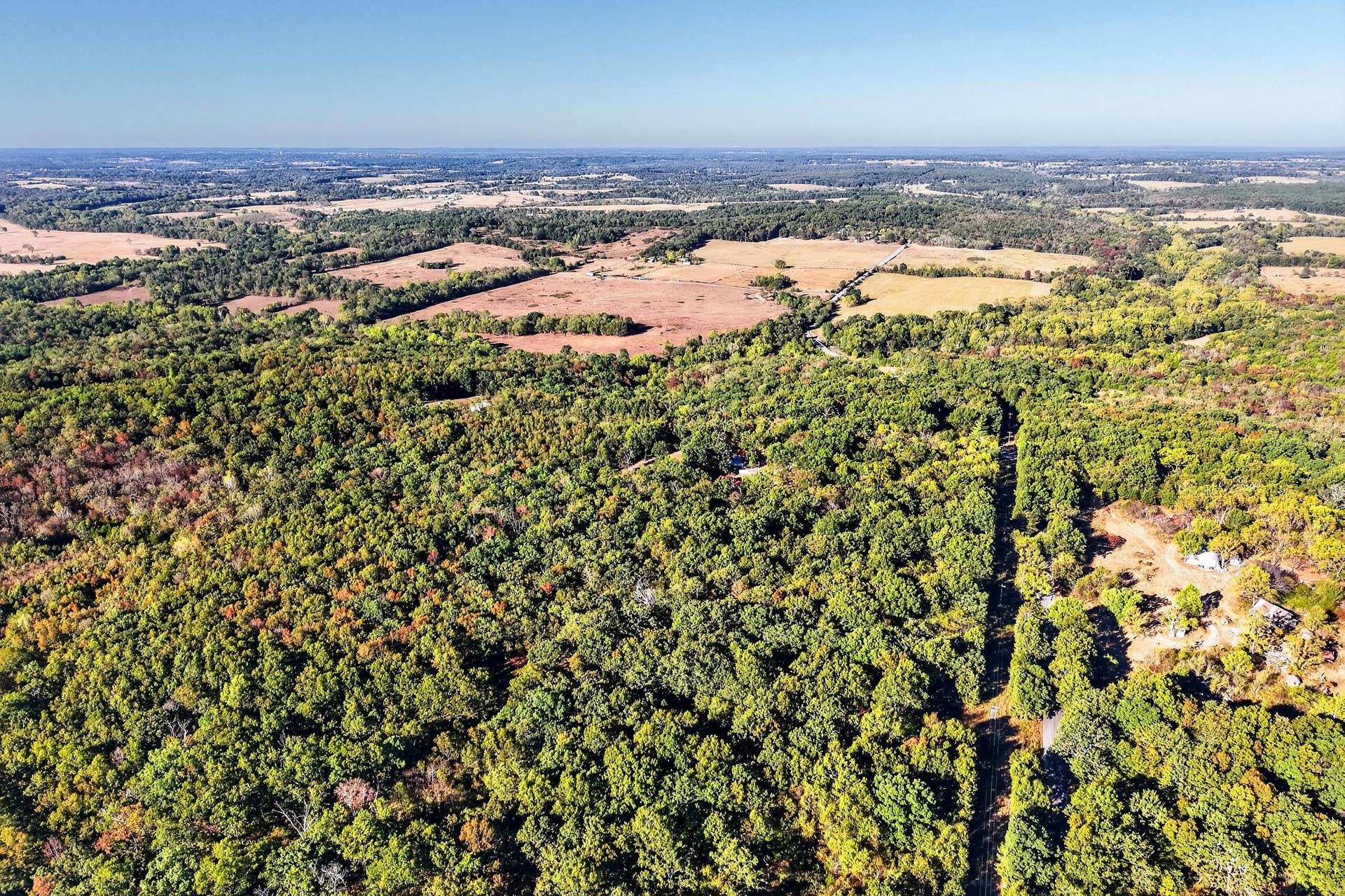 8 Dallion Ford Lane, Buffalo, MO 65622 DJI_20261006092036_0046_D