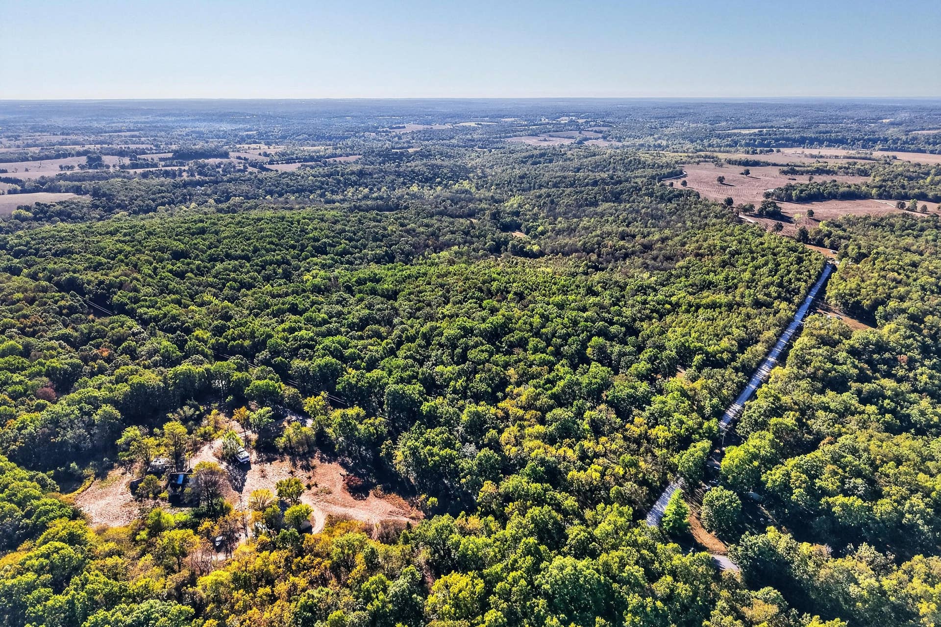 8 Dallion Ford Lane, Buffalo, MO 65622 DJI_20261006092119_0051_D