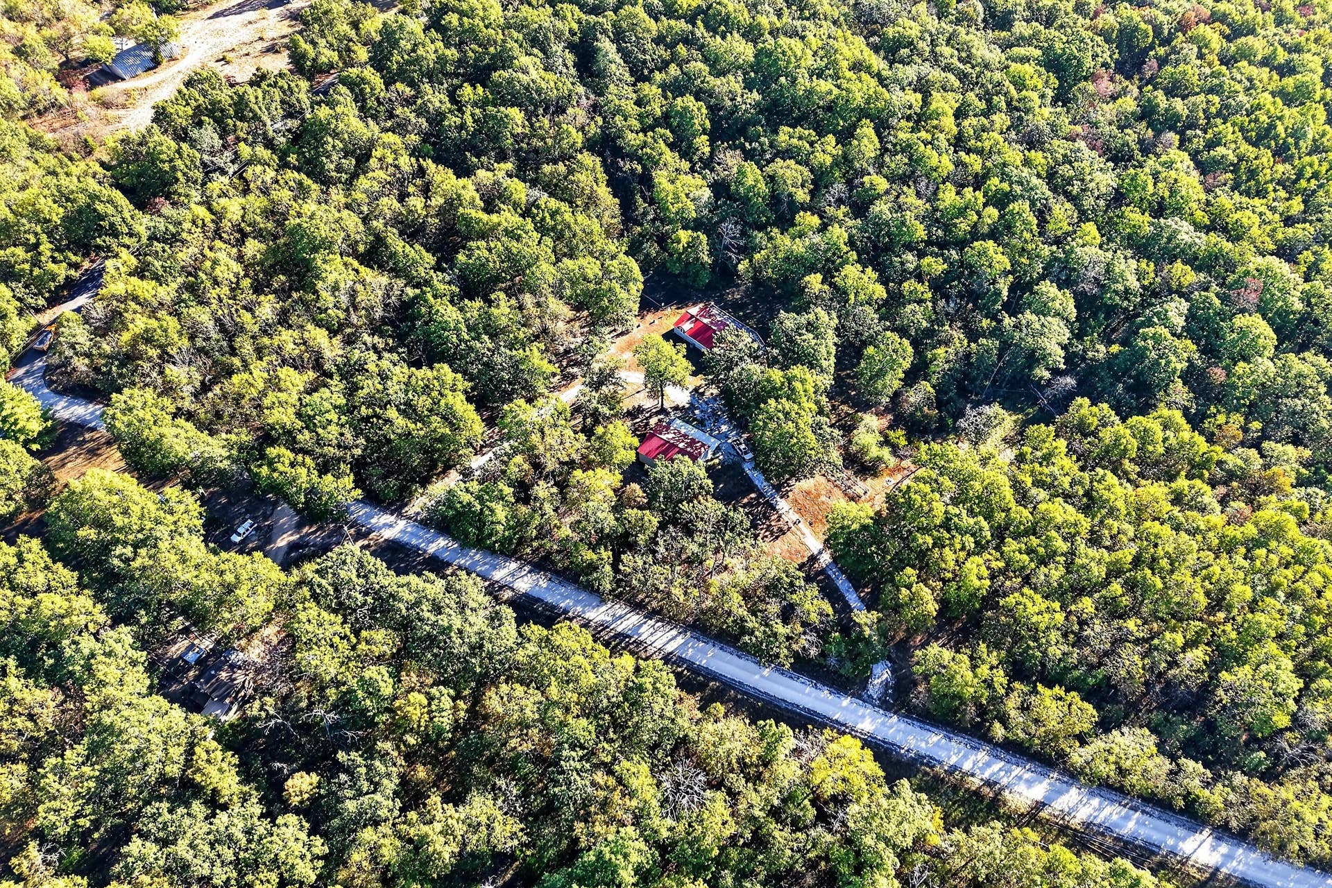 8 Dallion Ford Lane, Buffalo, MO 65622 DJI_20261006091628_0020_D