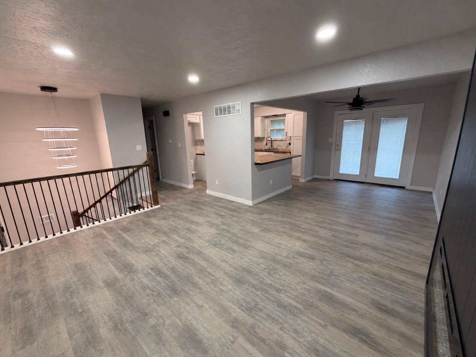 316 SW Killarney Lane, Blue Springs, MO 64015 IMG_0015