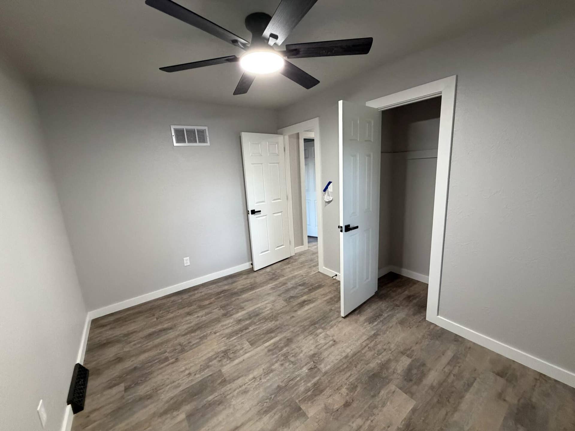 316 SW Killarney Lane, Blue Springs, MO 64015 IMG_0340