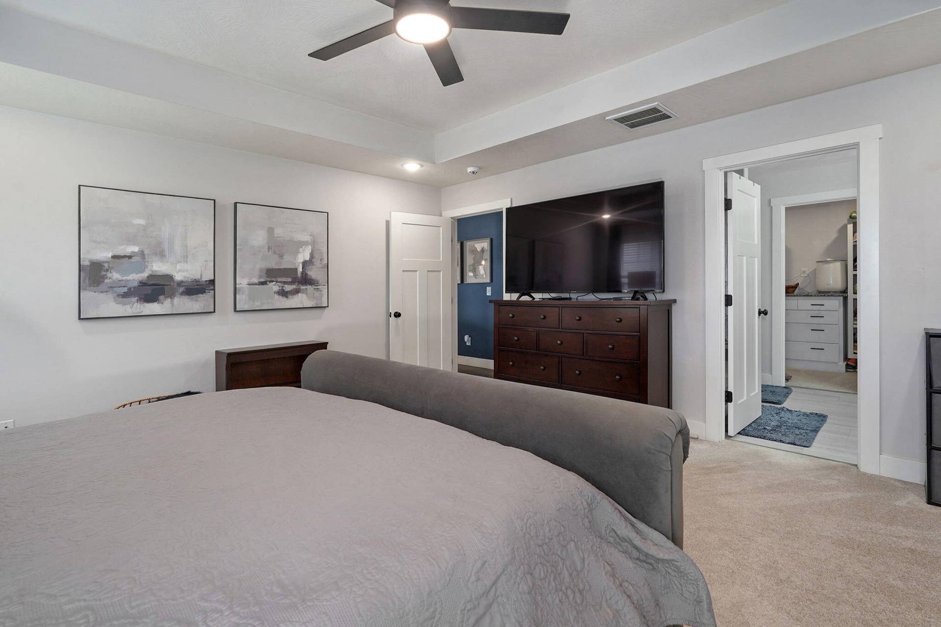 4755 Florence Ave-7