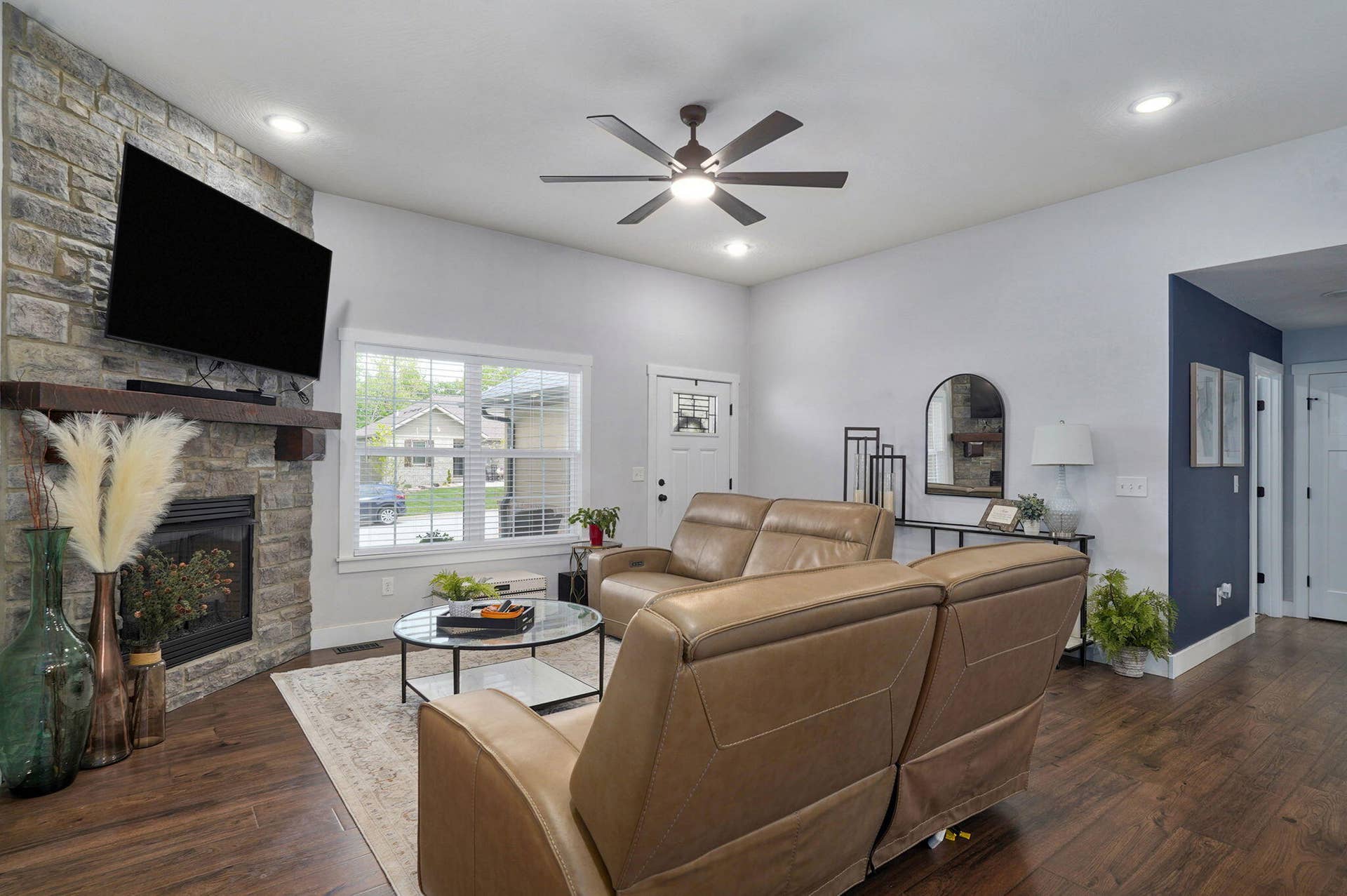 4755 Florence Ave-16