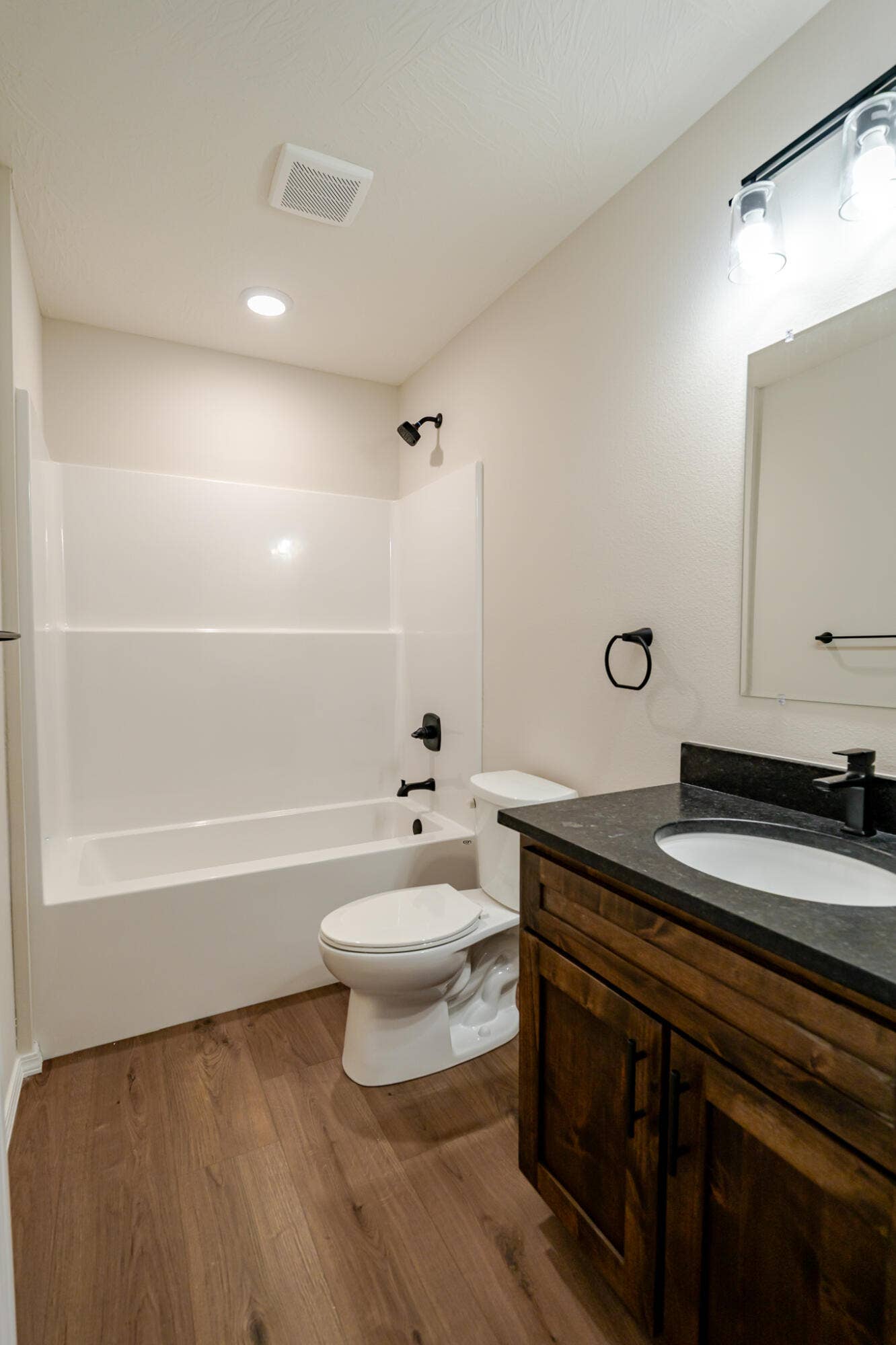 1014 Fenli Avenue, Monett, MO 65708 Fenli Ave, Monett-8