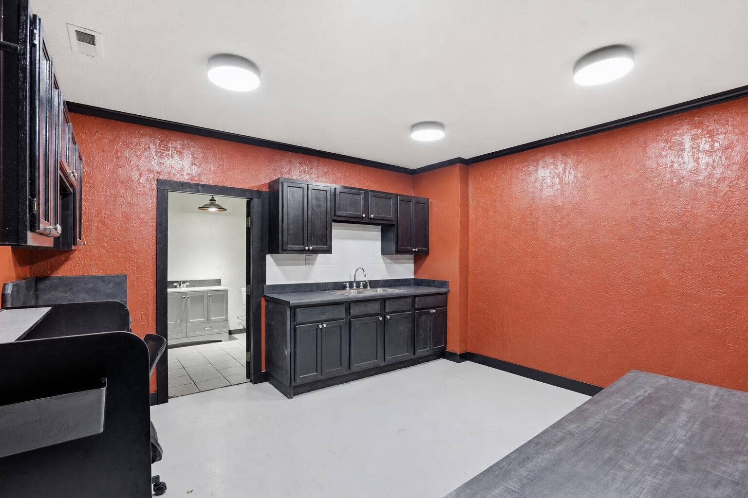 Kitchenette