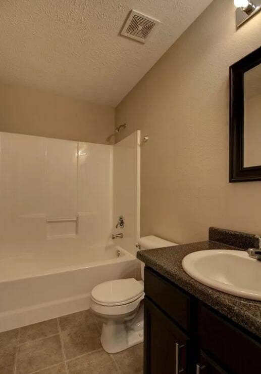1050 S Strasbourg Avenue, Springfield, MO 65802 Strasbourg 16