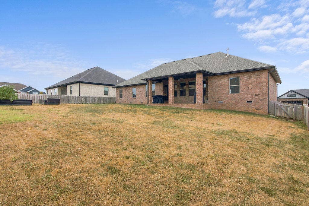 1215 W Sage Court, Springfield, MO 65810 DSC_2837