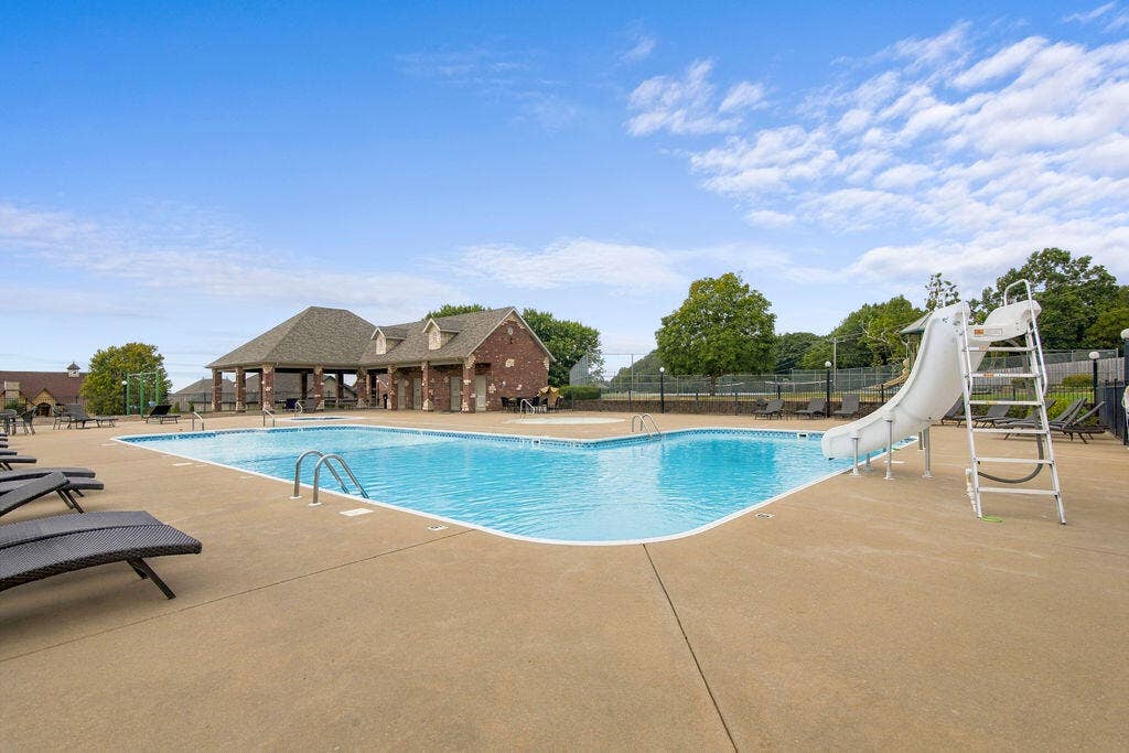 1215 W Sage Court, Springfield, MO 65810 DSC_2896