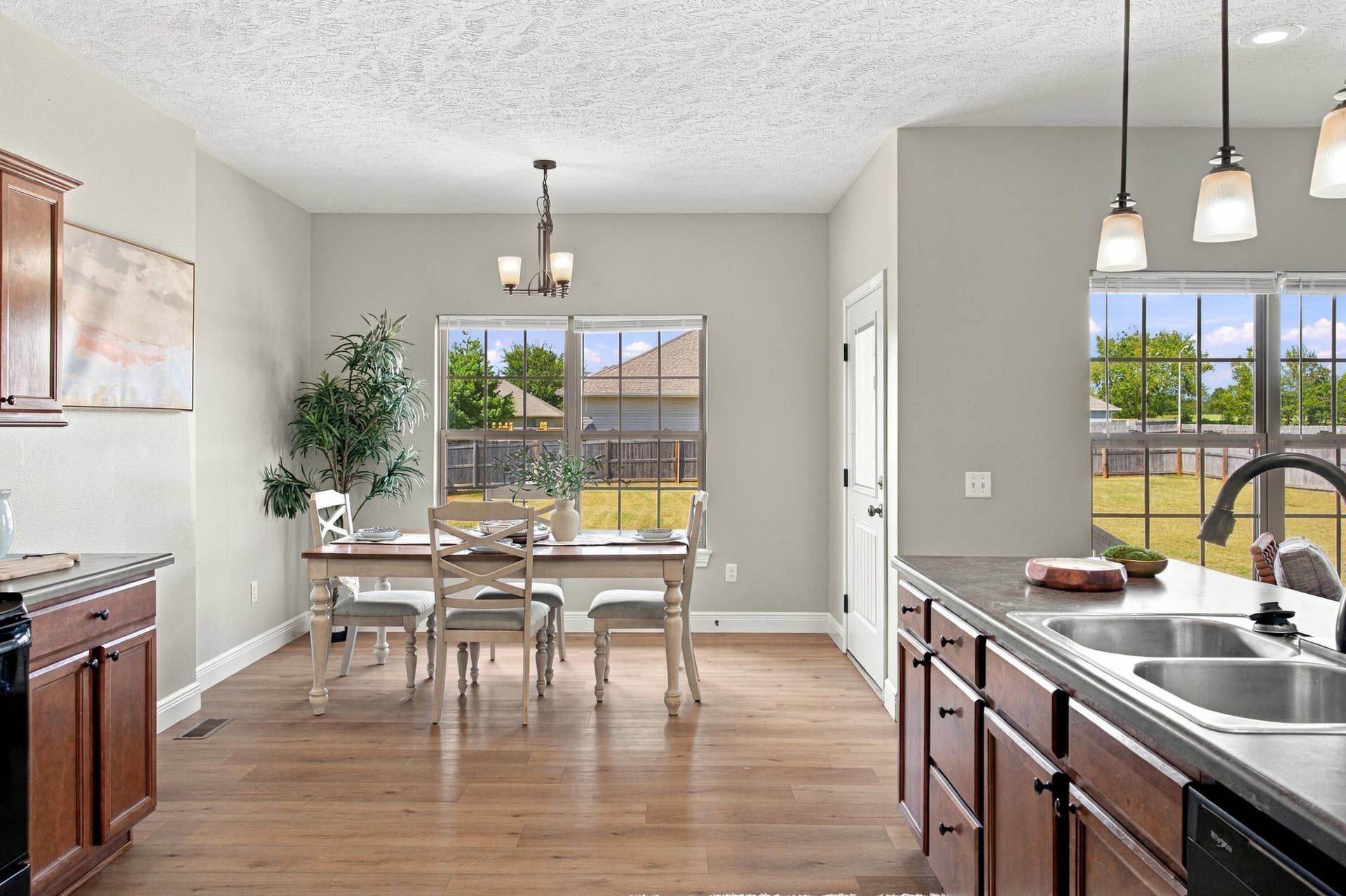 1935 N Pavilion Place, Strafford, MO 65757 FrameandFocus_WEBorMLS-18