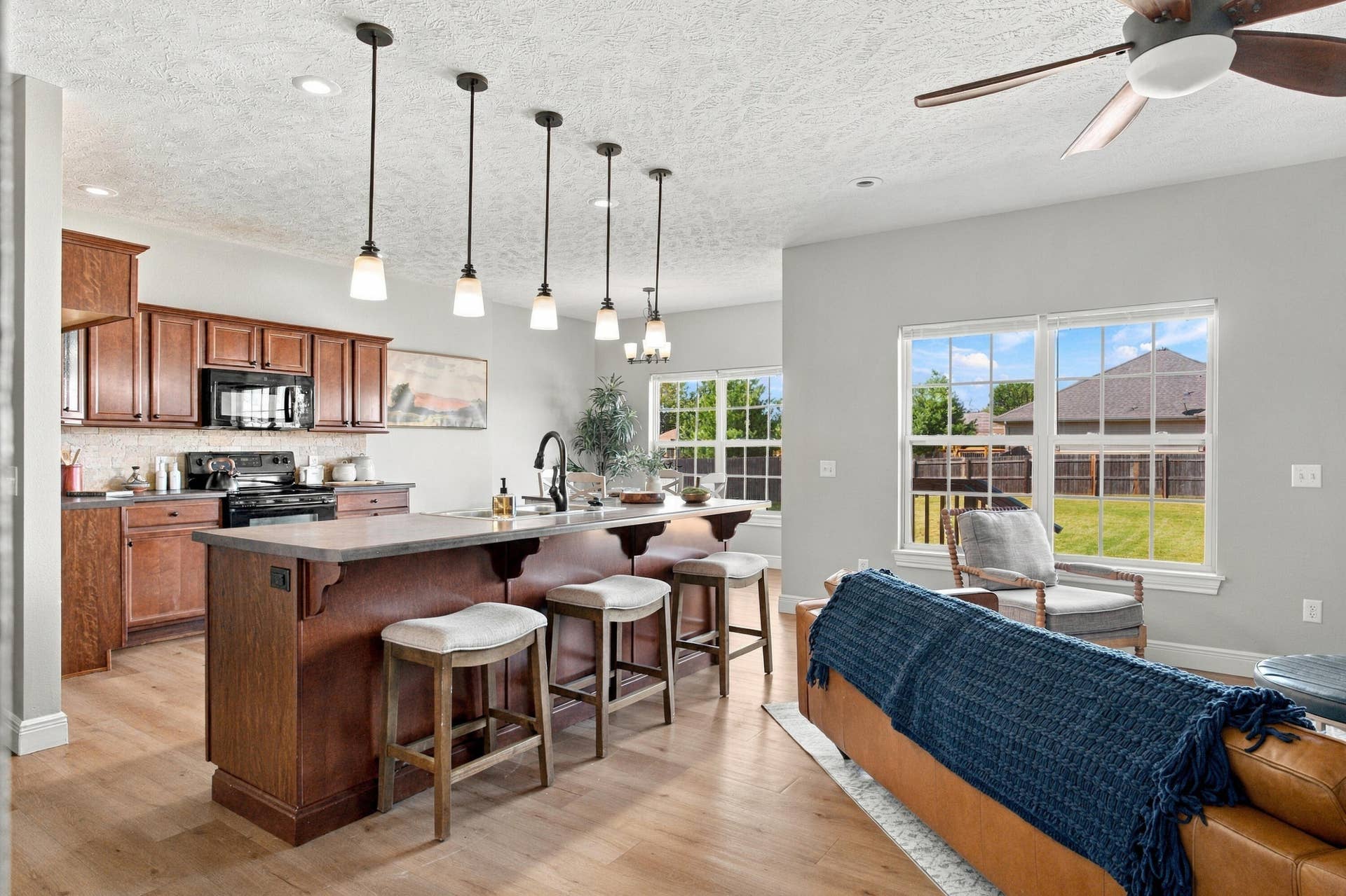 1935 N Pavilion Place, Strafford, MO 65757 FrameandFocus_WEBorMLS-34