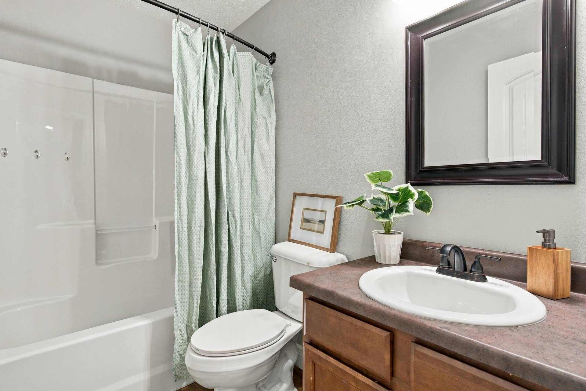 1935 N Pavilion Place, Strafford, MO 65757 FrameandFocus_WEBorMLS-11