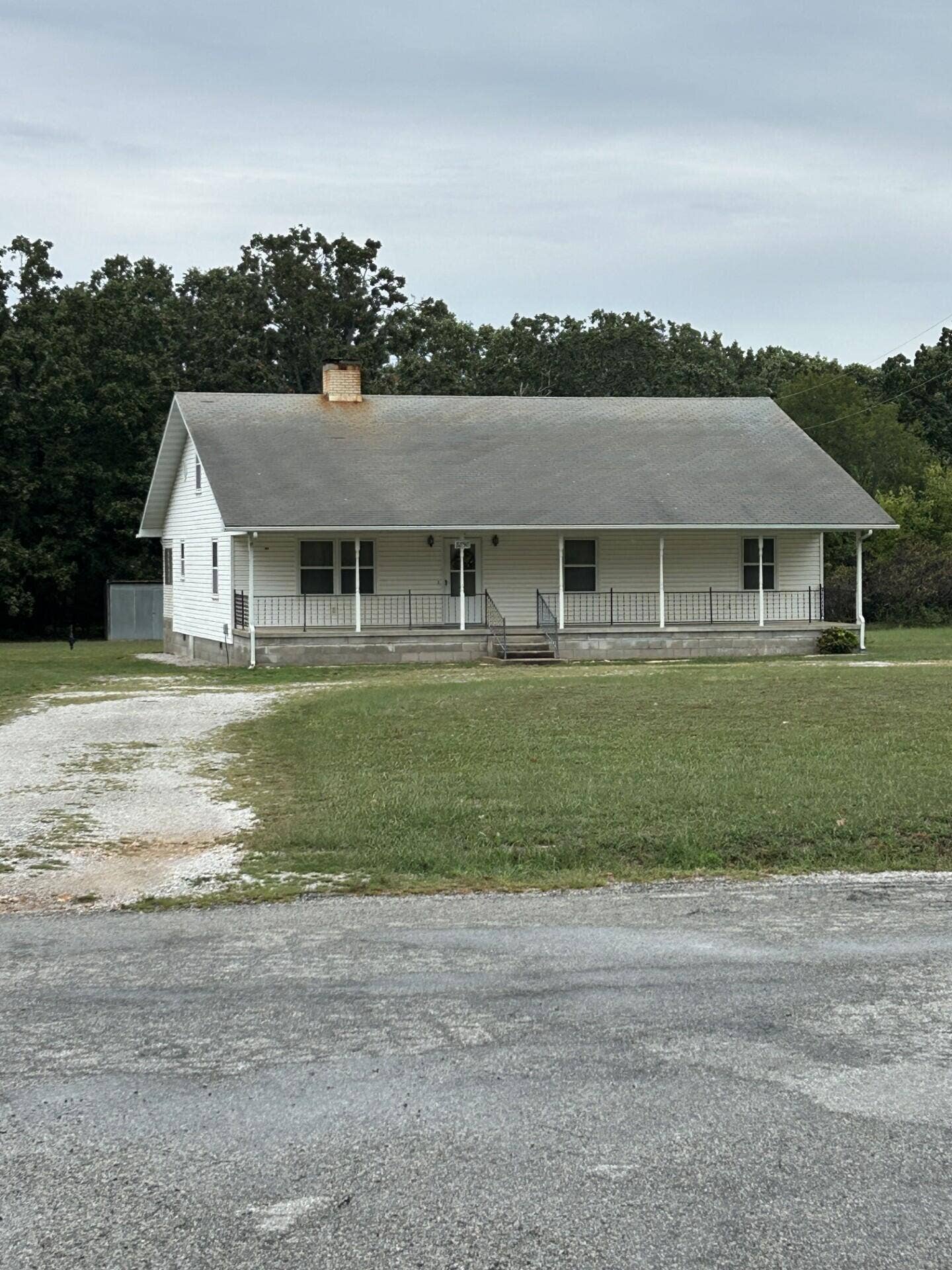 8898 Westview Road, Neosho, MO 64850 8a632f35-de10-46f5-9ff5-a757b53f356c