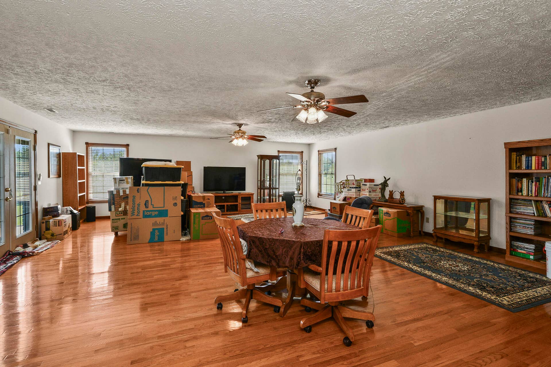 Great room  2nd floor