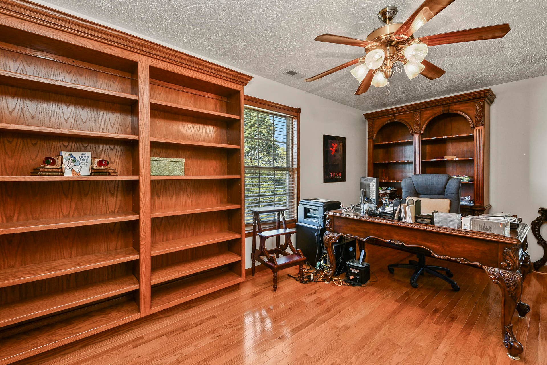 81 Library -6th Bedroom