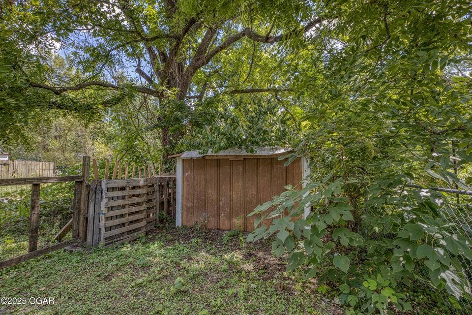 1205 Wisconsin Avenue, Joplin, MO 64801 20251030161143838701000000-o
