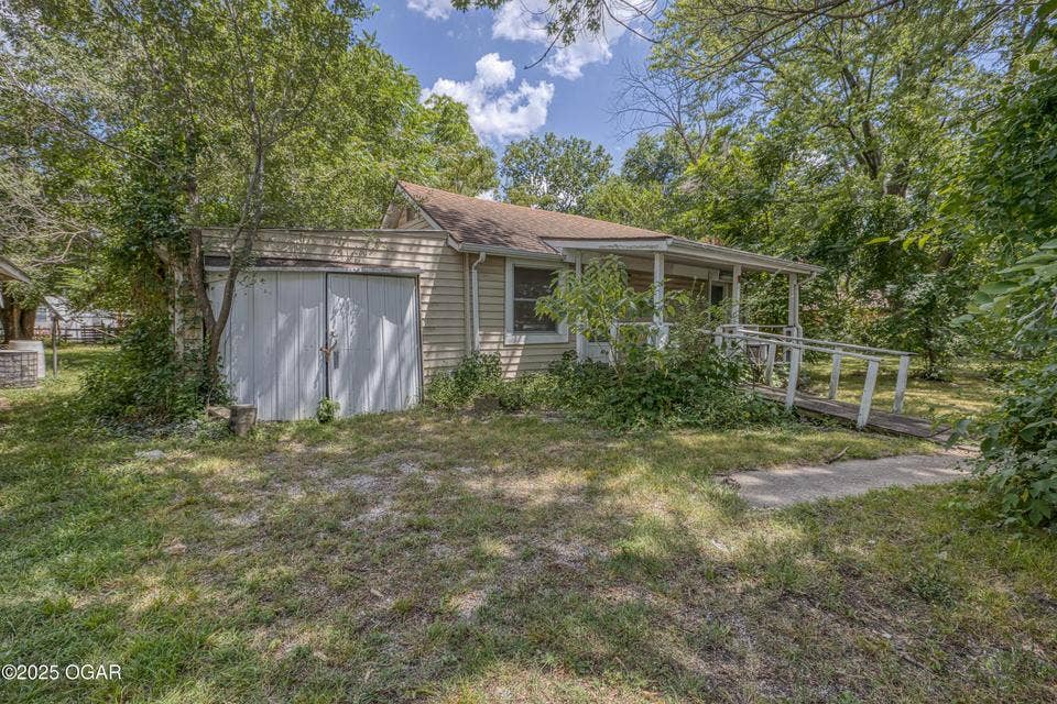 1205 Wisconsin Avenue, Joplin, MO 64801 20251030161143477997000000-o