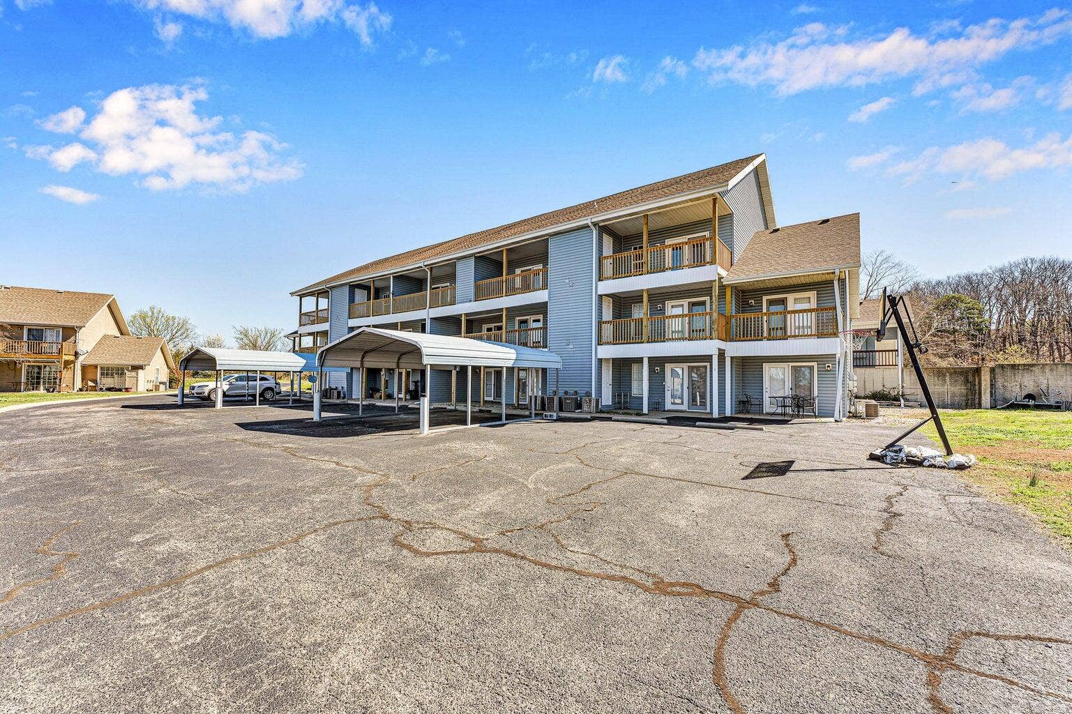 110 Kimberling Shores Lane, #5, Kimberling City, MO 65686 Kimberling 5-4