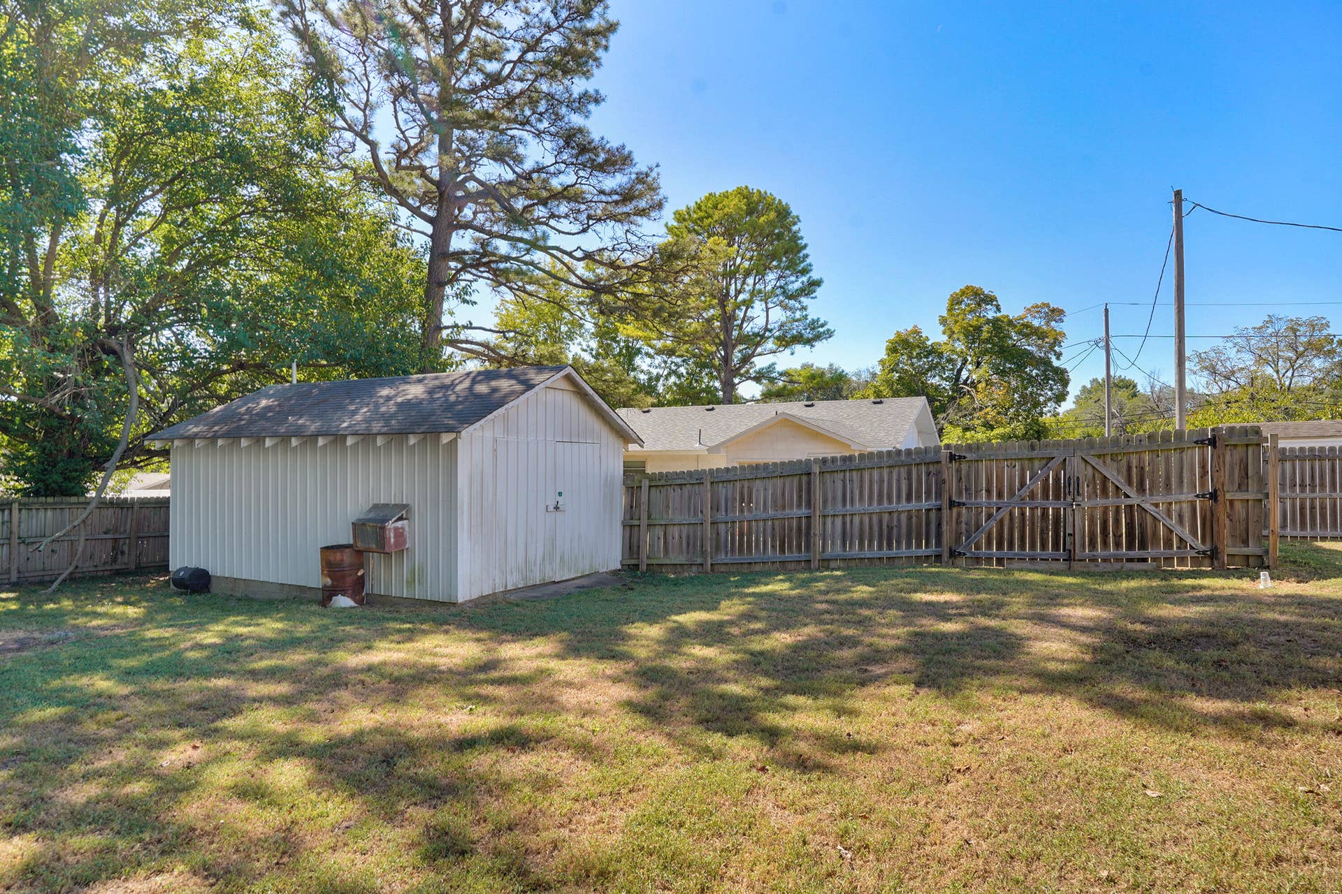 812 E Locust Street, Bolivar, MO 65613 812 E Locust St-33