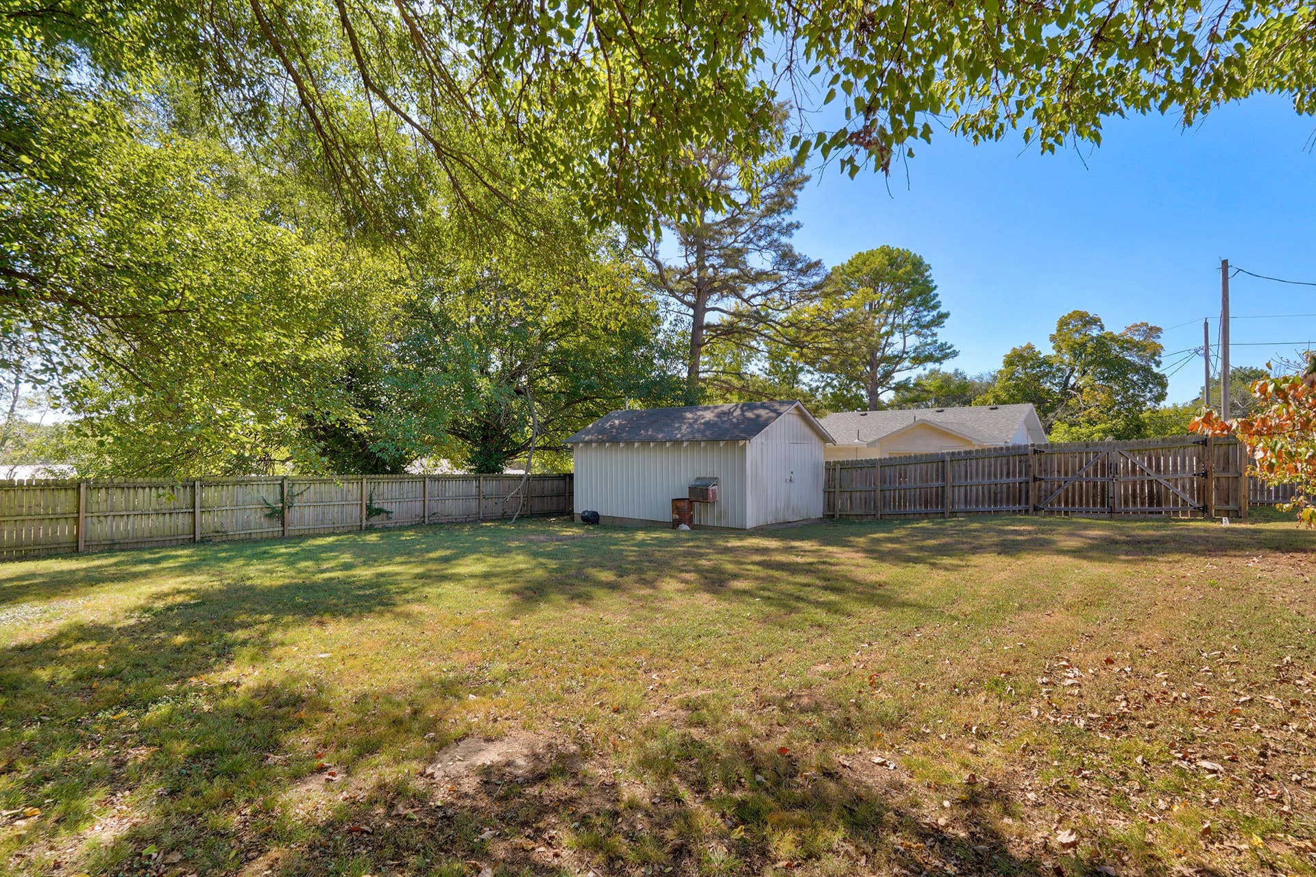 812 E Locust Street, Bolivar, MO 65613 812 E Locust St-34