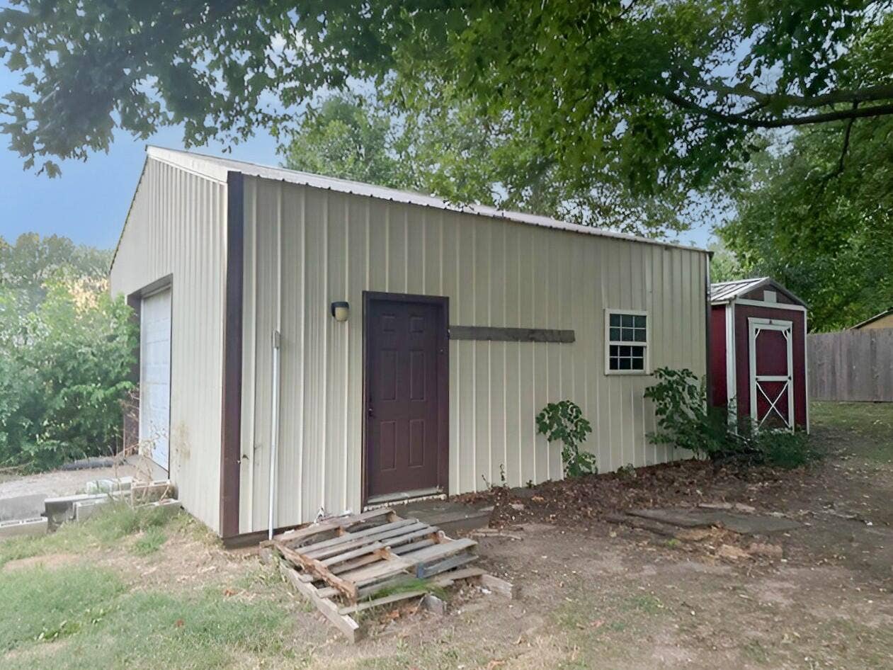 623 E Woodland Street, Republic, MO 65738 image001