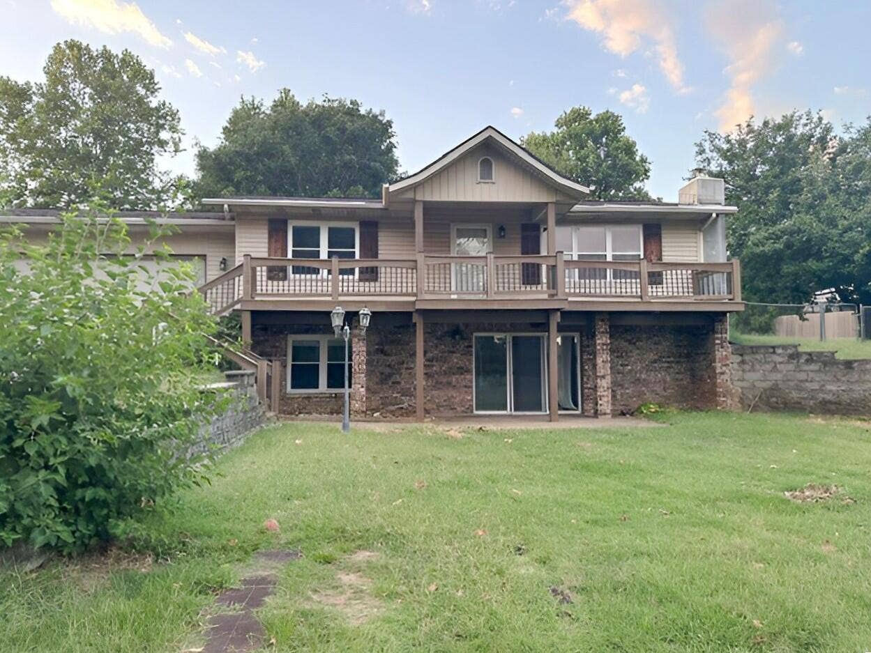 623 E Woodland Street, Republic, MO 65738 image015