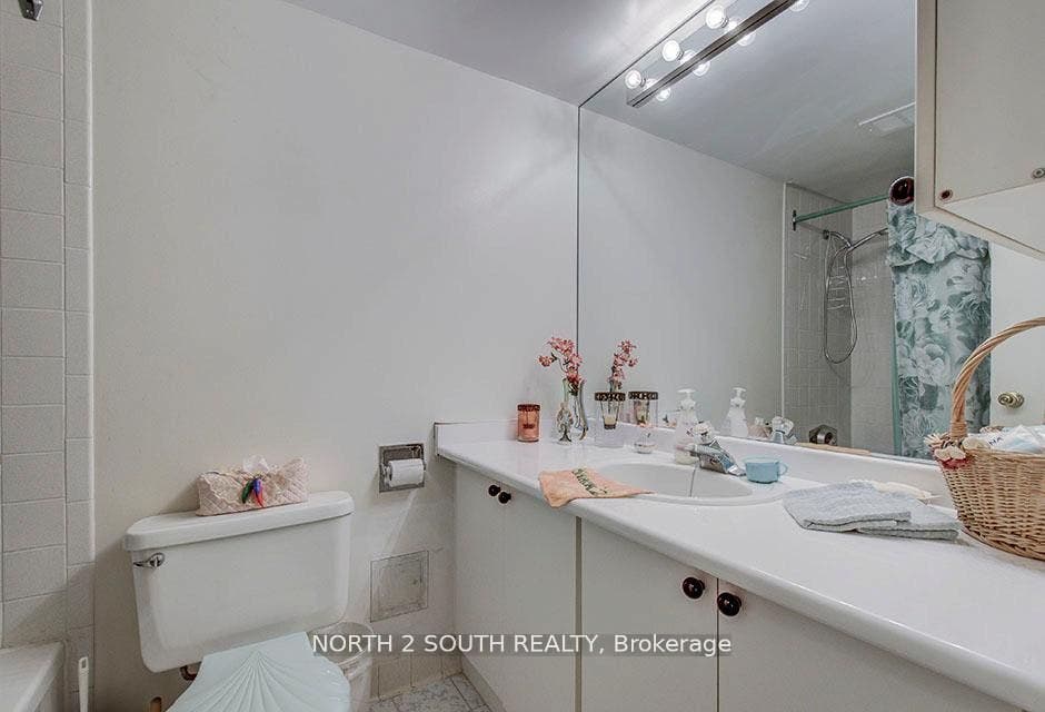 175 Hilda Avenue, #511, Toronto C, Toronto ON M2M 1V8