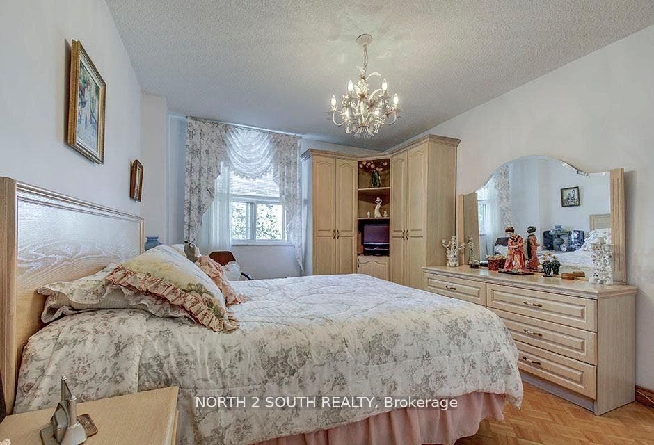175 Hilda Avenue, #511, Toronto C, Toronto ON M2M 1V8