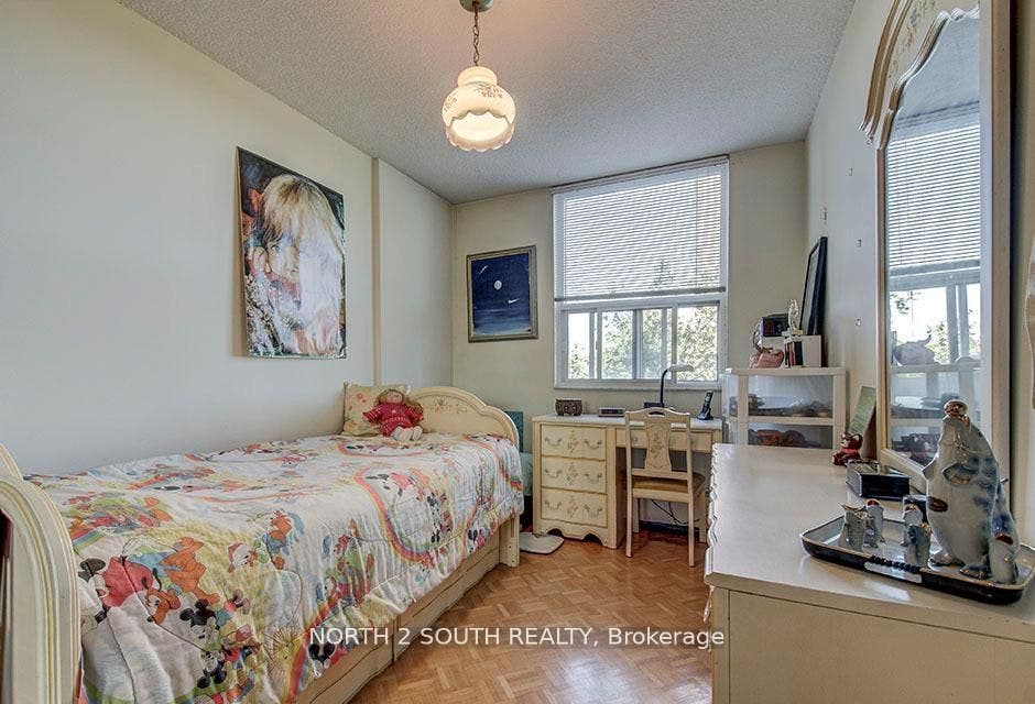 175 Hilda Avenue, #511, Toronto C, Toronto ON M2M 1V8