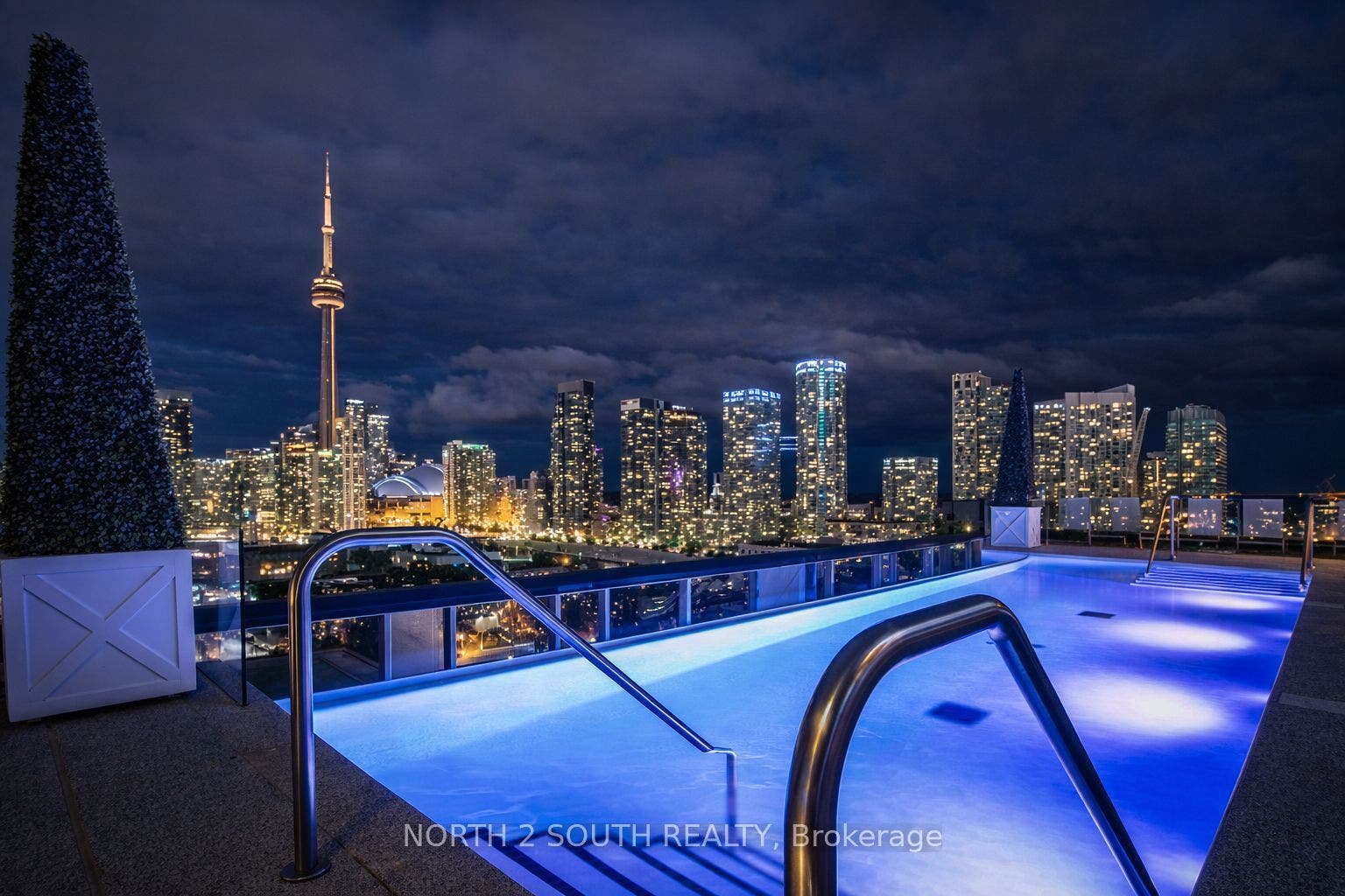 55 Stewart Street, #524, Toronto C, Toronto ON M5V 2V1 55 Stewart Street, #524, Toronto C, Toronto ON M5V 2V1