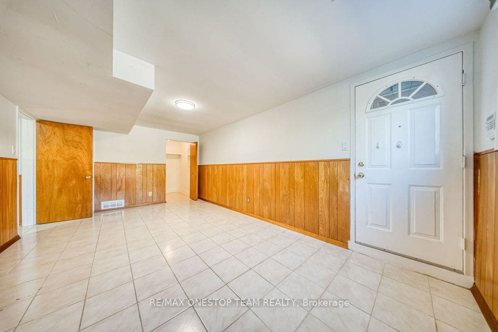 73 Houston Crescent, Toronto C15, Toronto C, Toronto ON M2J 3H7