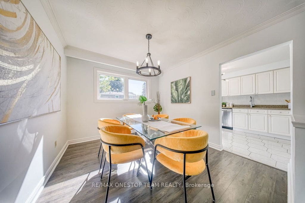 73 Houston Crescent, Toronto C15, Toronto C, Toronto ON M2J 3H7