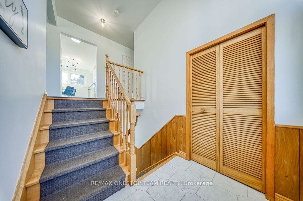73 Houston Crescent, Toronto C15, Toronto C, Toronto ON M2J 3H7