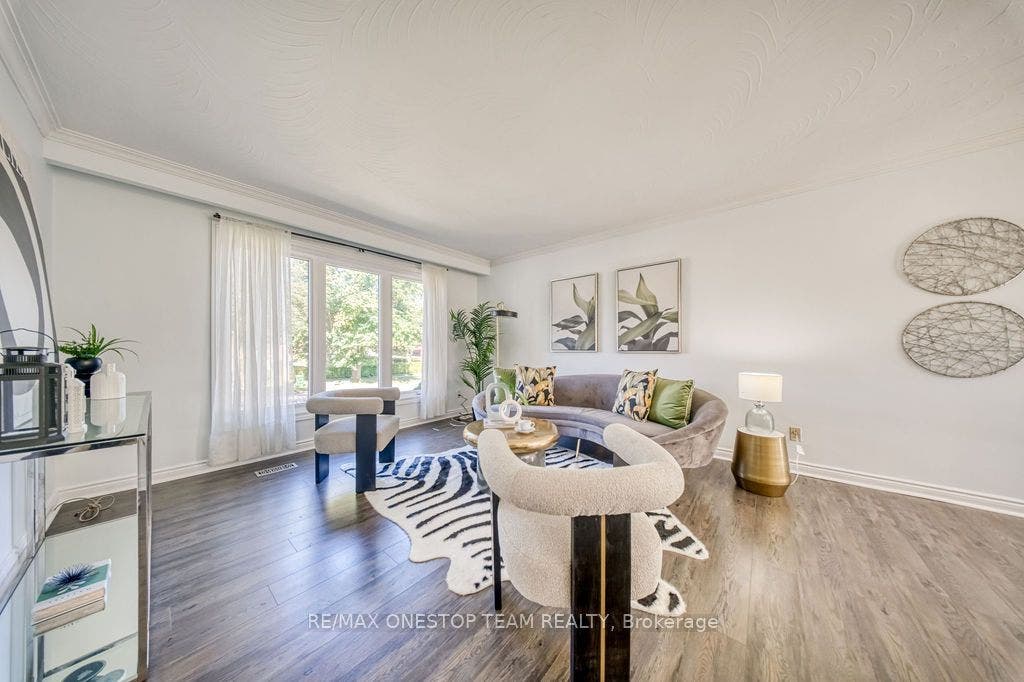73 Houston Crescent, Toronto C15, Toronto C, Toronto ON M2J 3H7