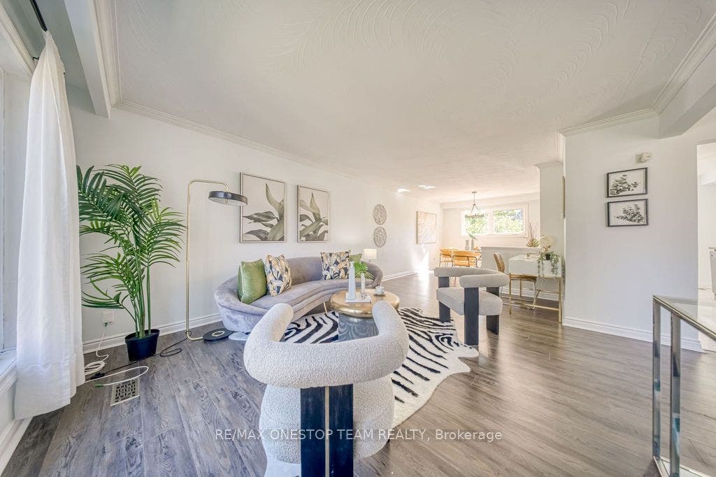 73 Houston Crescent, Toronto C15, Toronto C, Toronto ON M2J 3H7