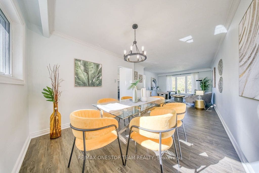 73 Houston Crescent, Toronto C15, Toronto C, Toronto ON M2J 3H7