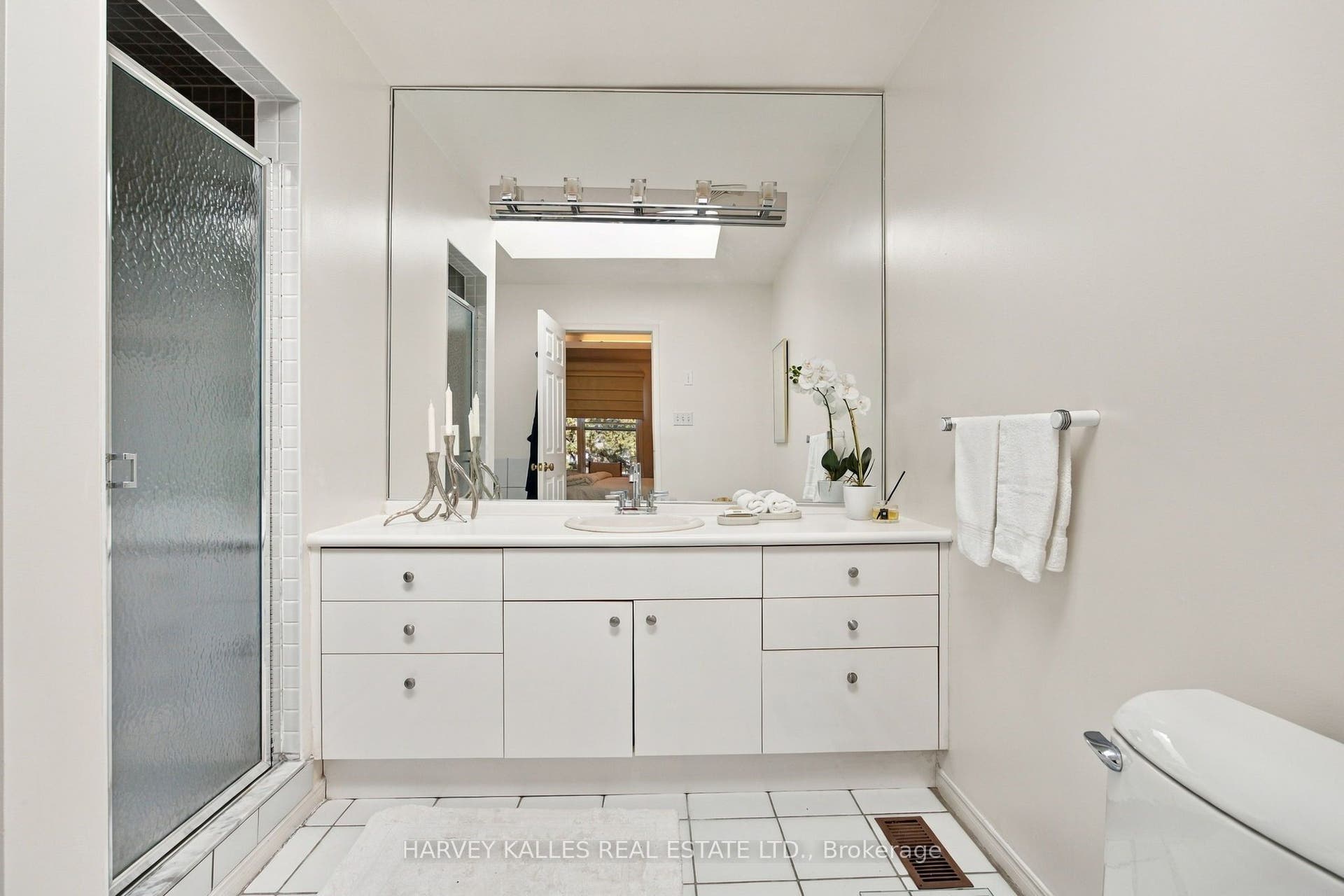 110 Glenforest Road, Toronto C, Toronto ON M4N 1Z9