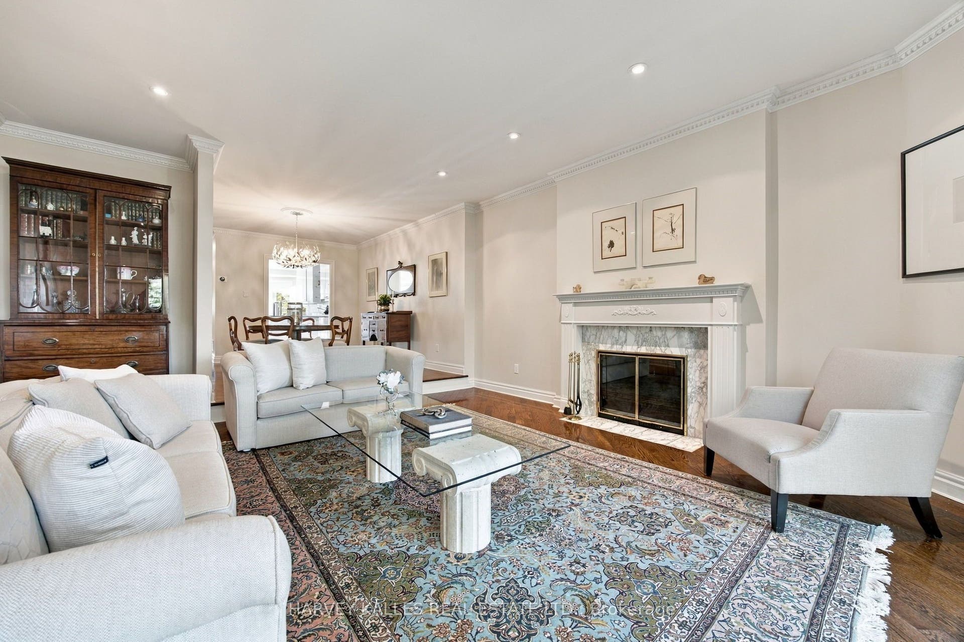 110 Glenforest Road, Toronto C, Toronto ON M4N 1Z9