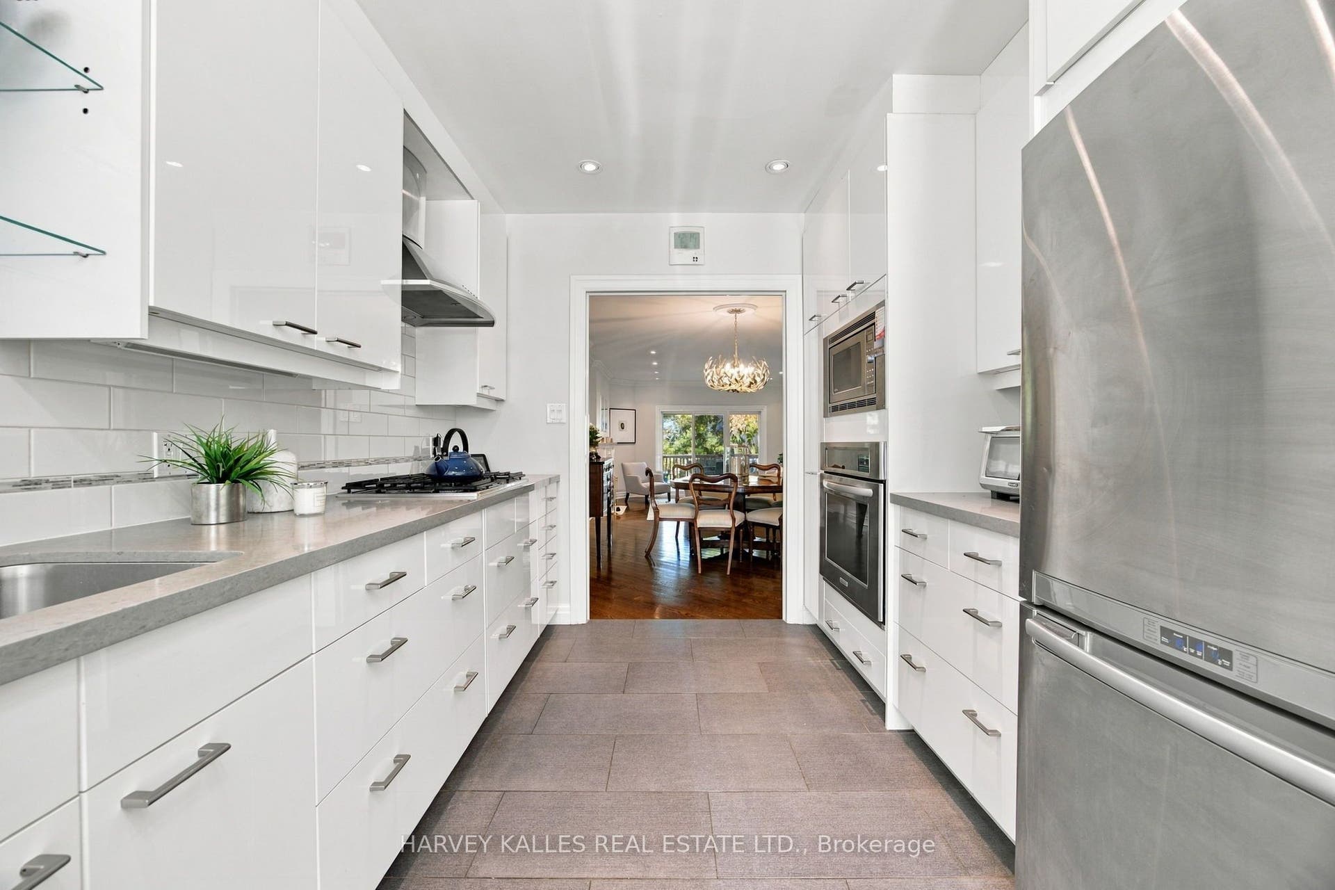 110 Glenforest Road, Toronto C, Toronto ON M4N 1Z9