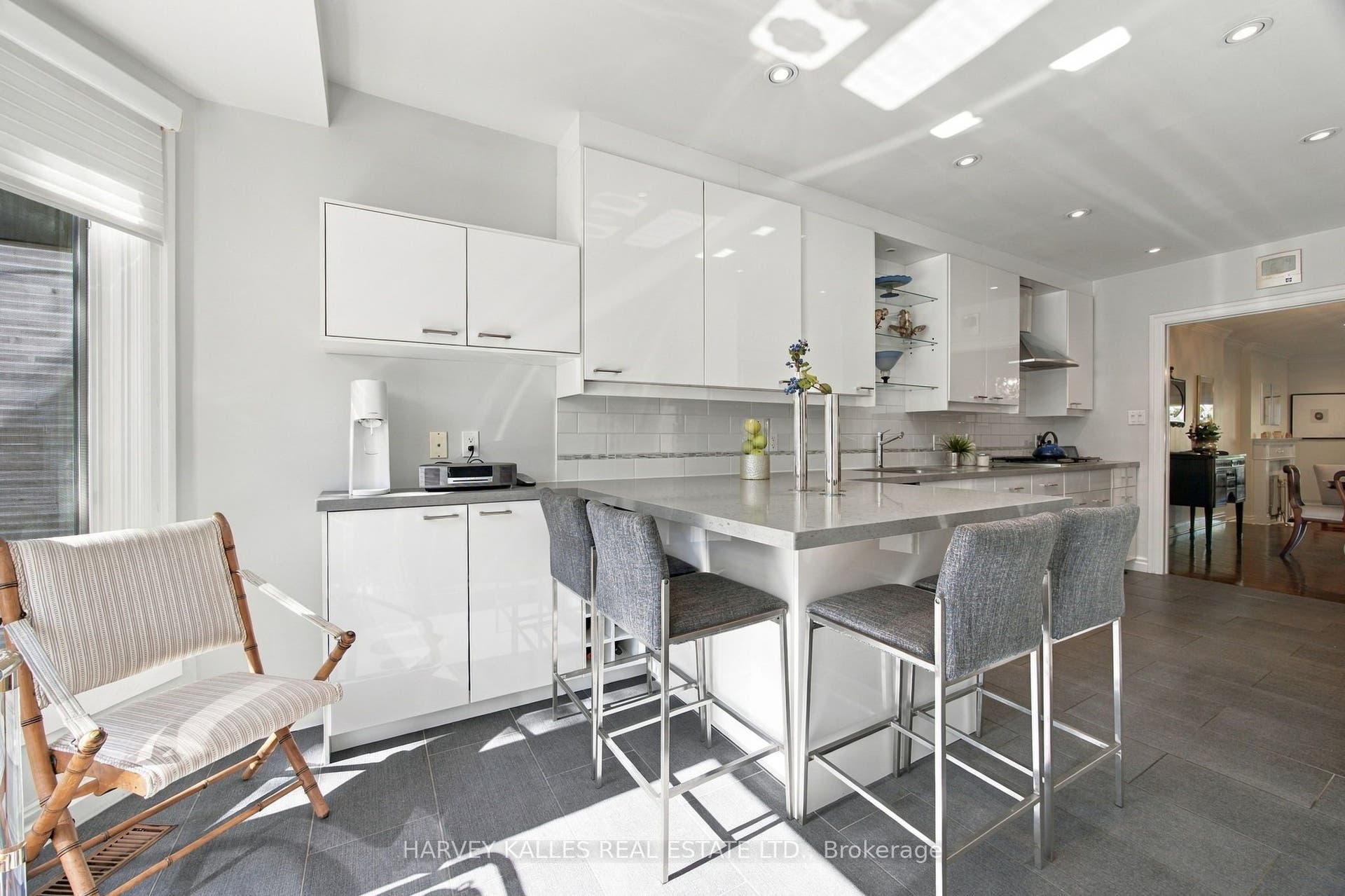 110 Glenforest Road, Toronto C, Toronto ON M4N 1Z9