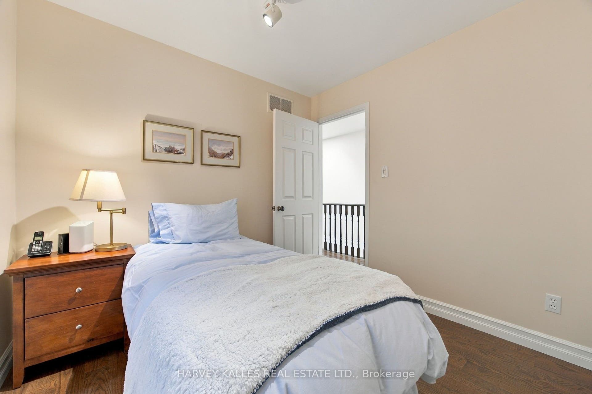 110 Glenforest Road, Toronto C, Toronto ON M4N 1Z9