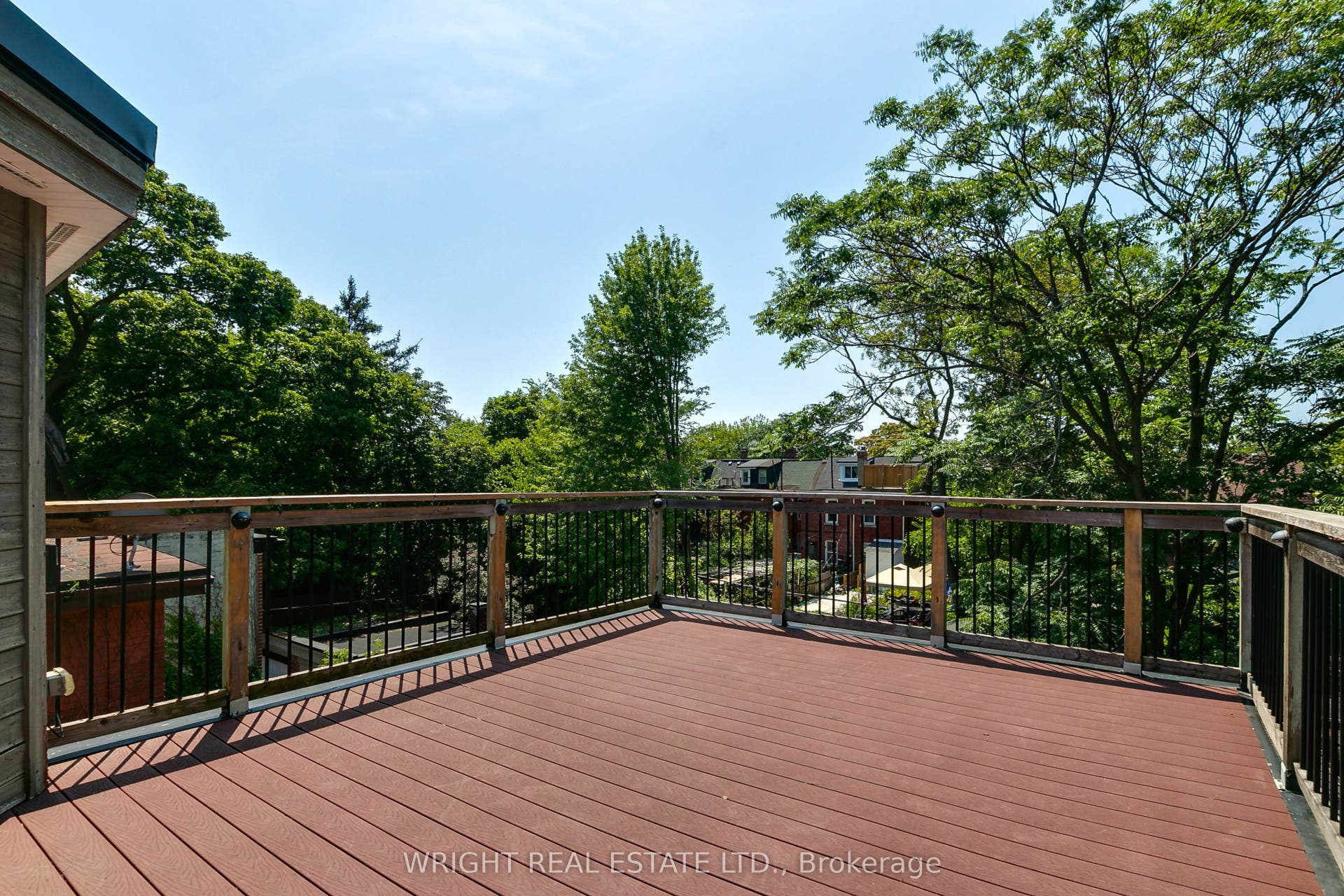 112 Albany Avenue, Toronto C, Toronto ON M5R 3C4