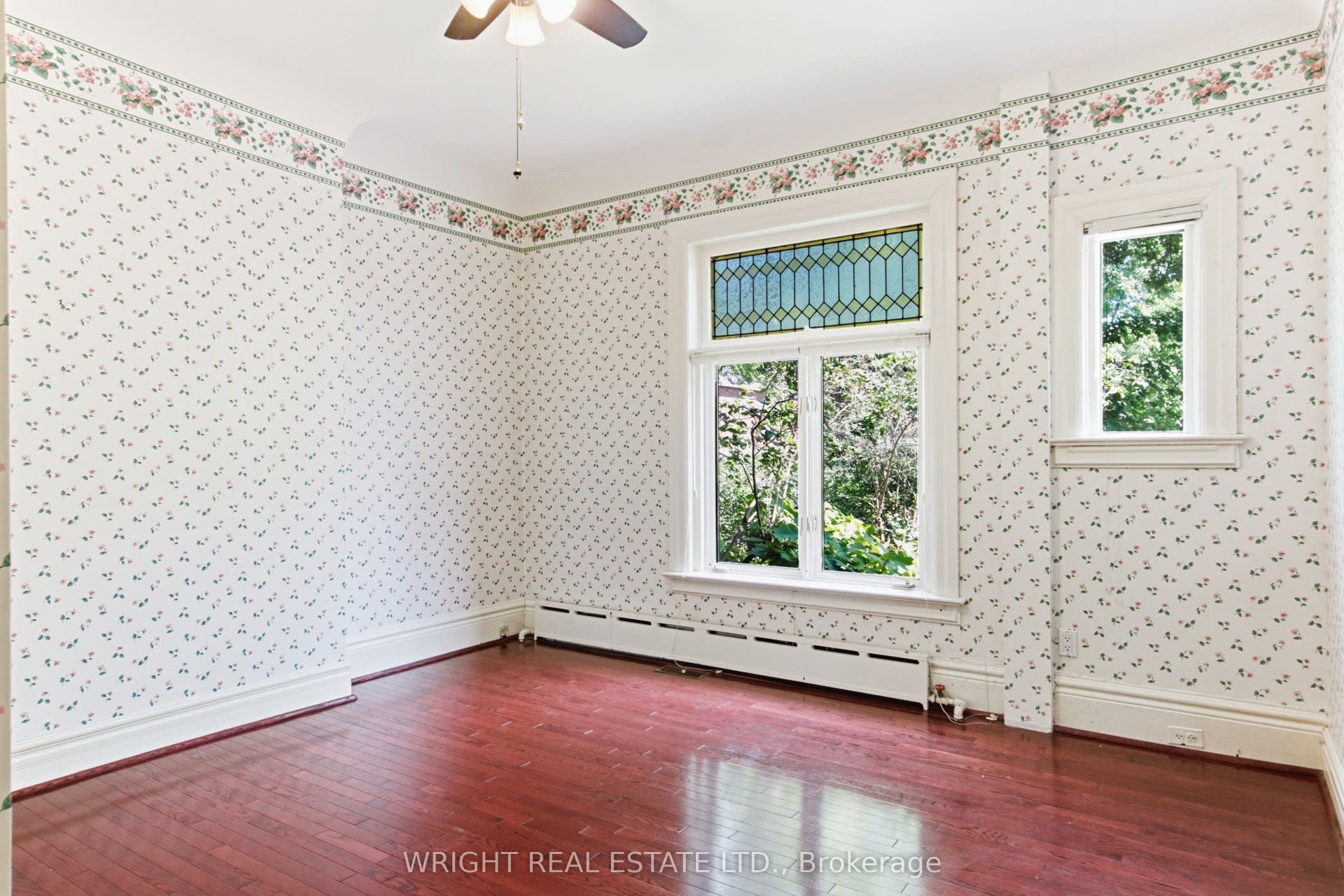 112 Albany Avenue, Toronto C, Toronto ON M5R 3C4