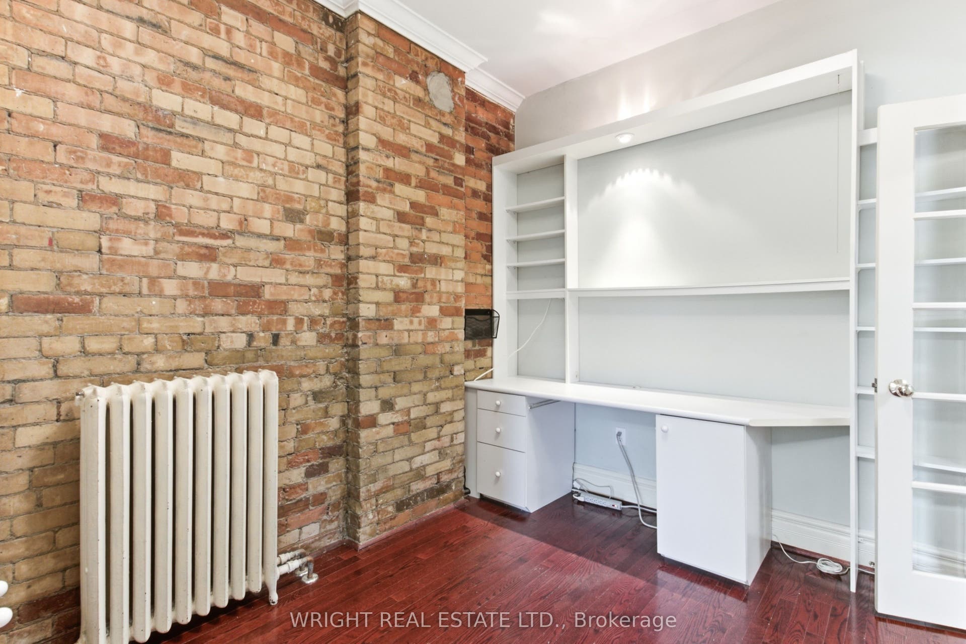 112 Albany Avenue, Toronto C, Toronto ON M5R 3C4