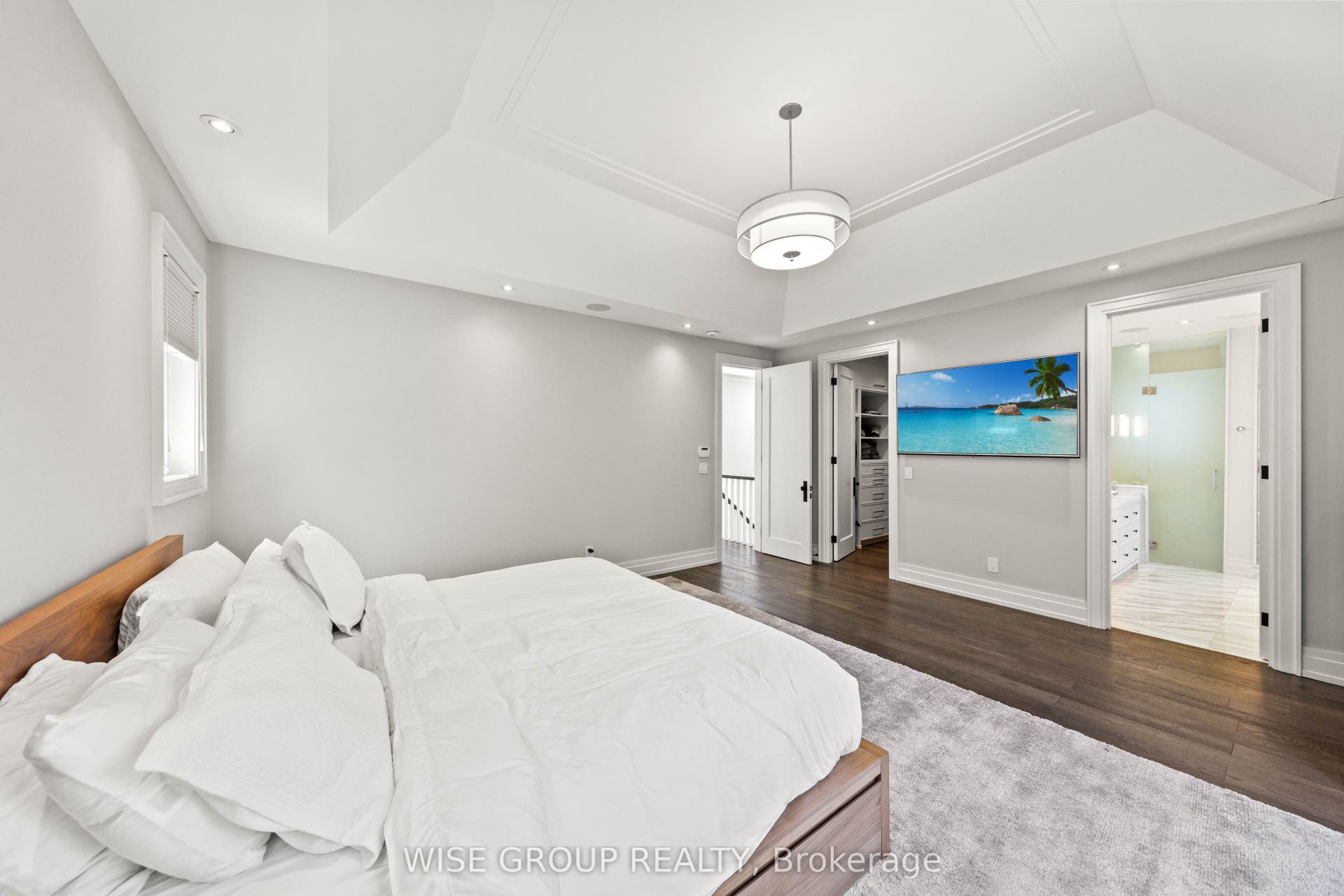 50 Sheldrake Boulevard, Toronto C10, Toronto C, Toronto ON M4P 2B3
